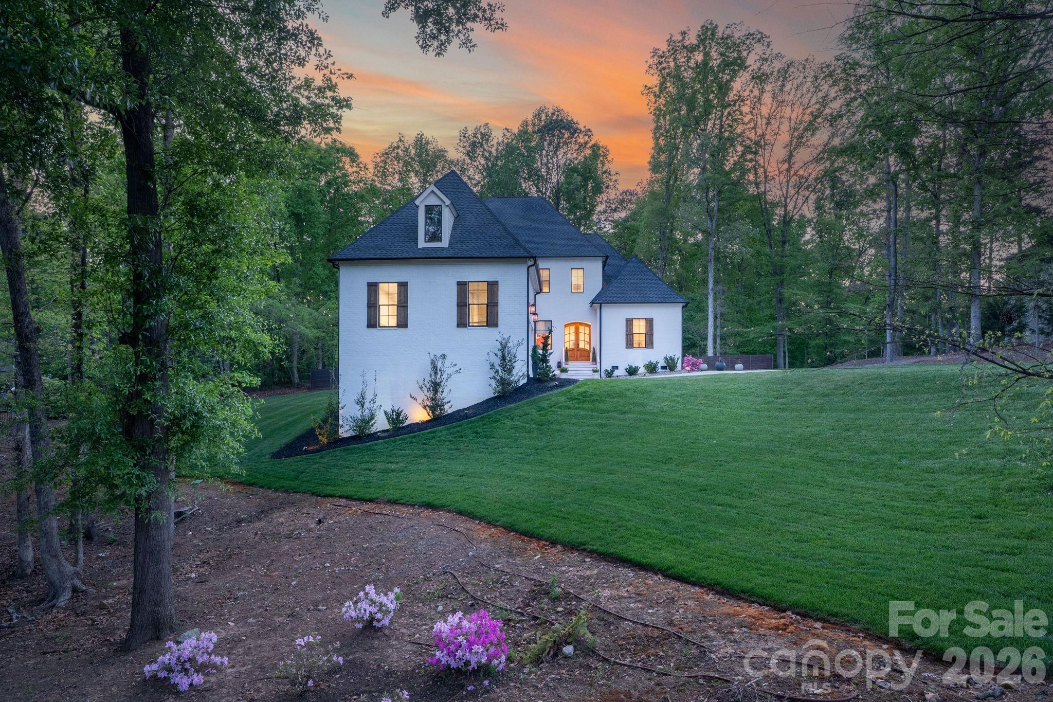 365 Stone Cliff Lane