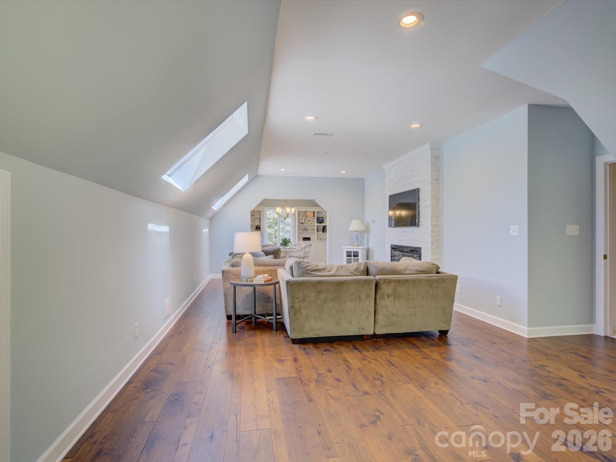 2980 Robinwood Road