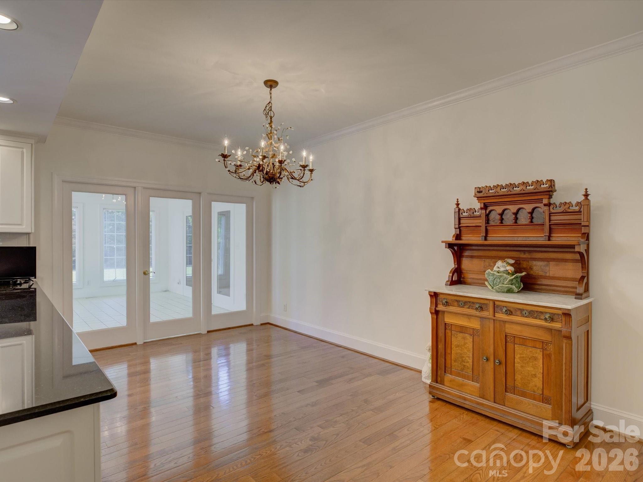 2980 Robinwood Road