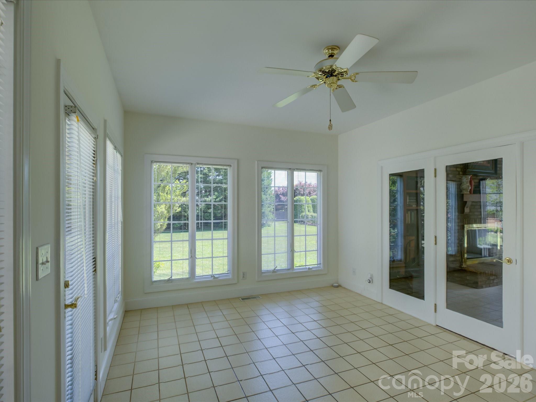2980 Robinwood Road
