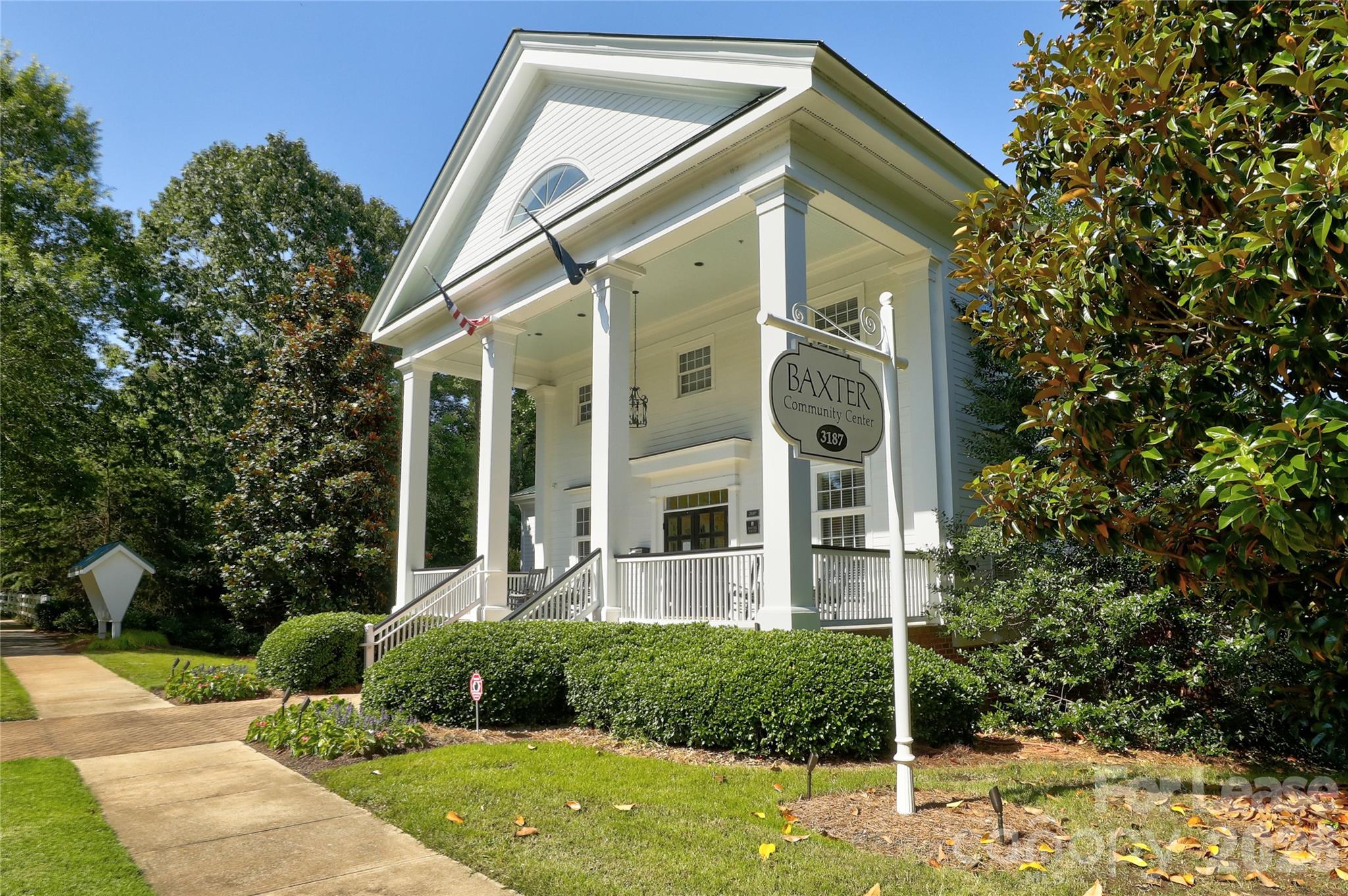 1098 Drayton Court