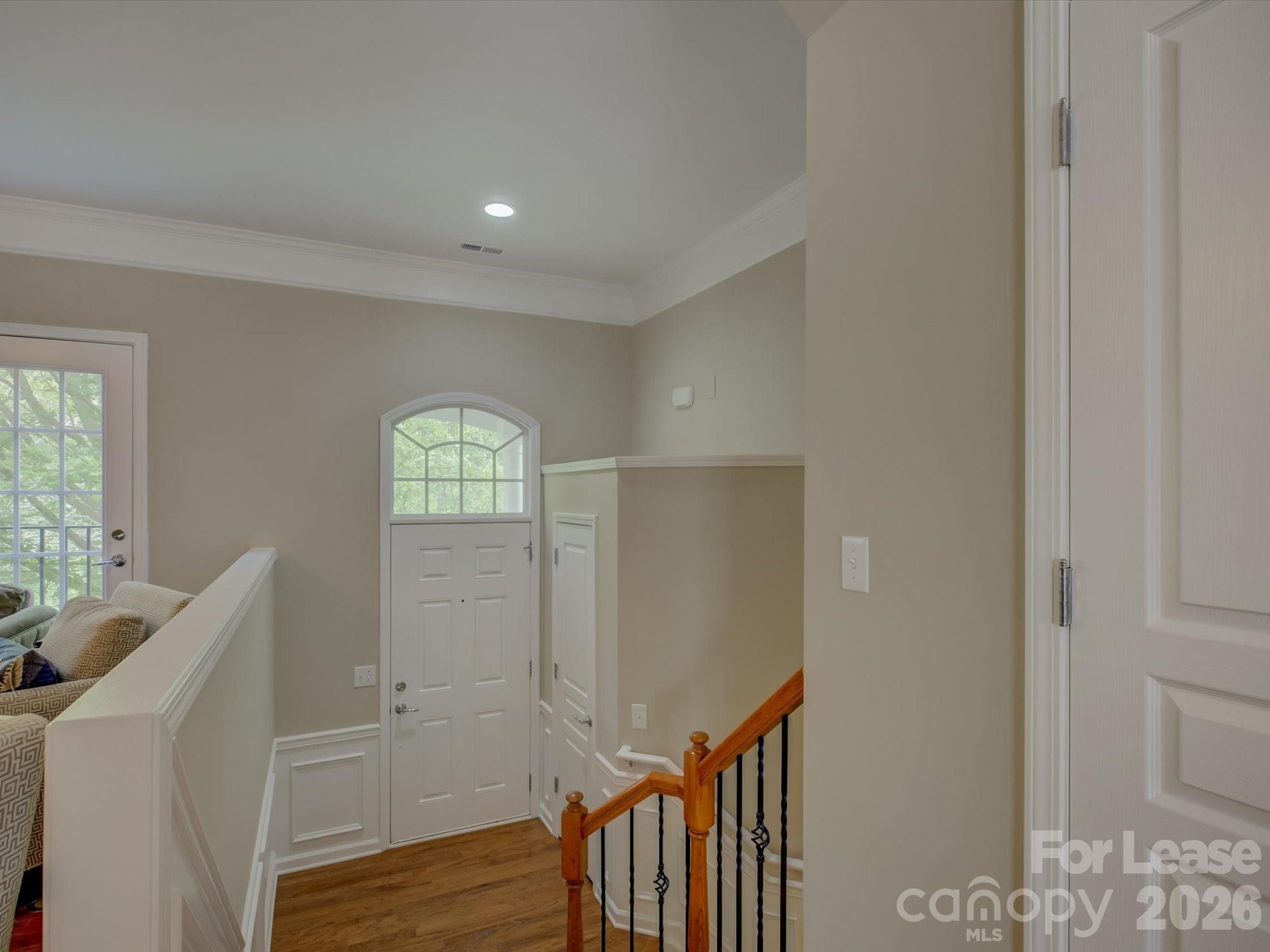 1098 Drayton Court