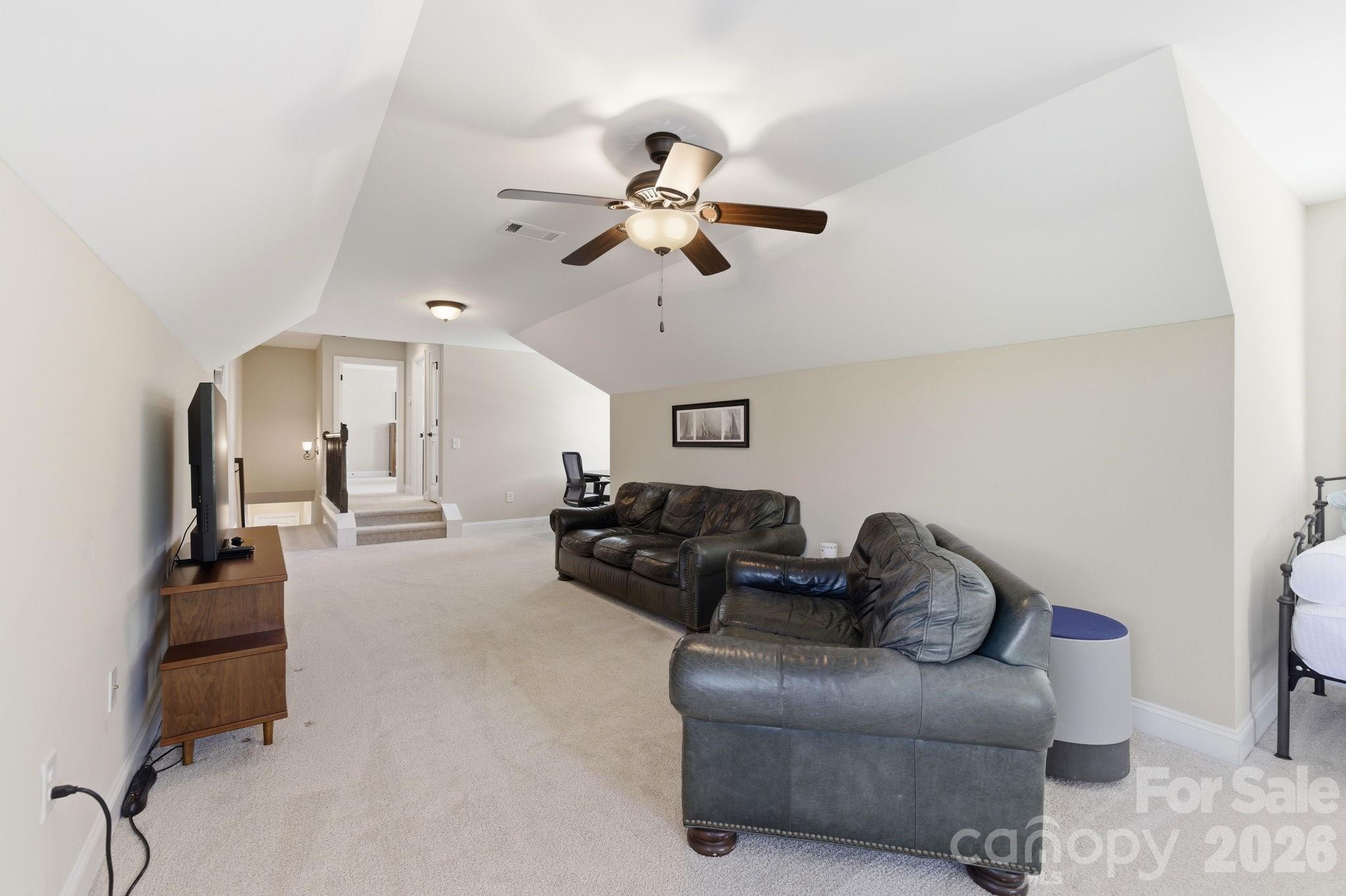 5040 Barcroft Drive