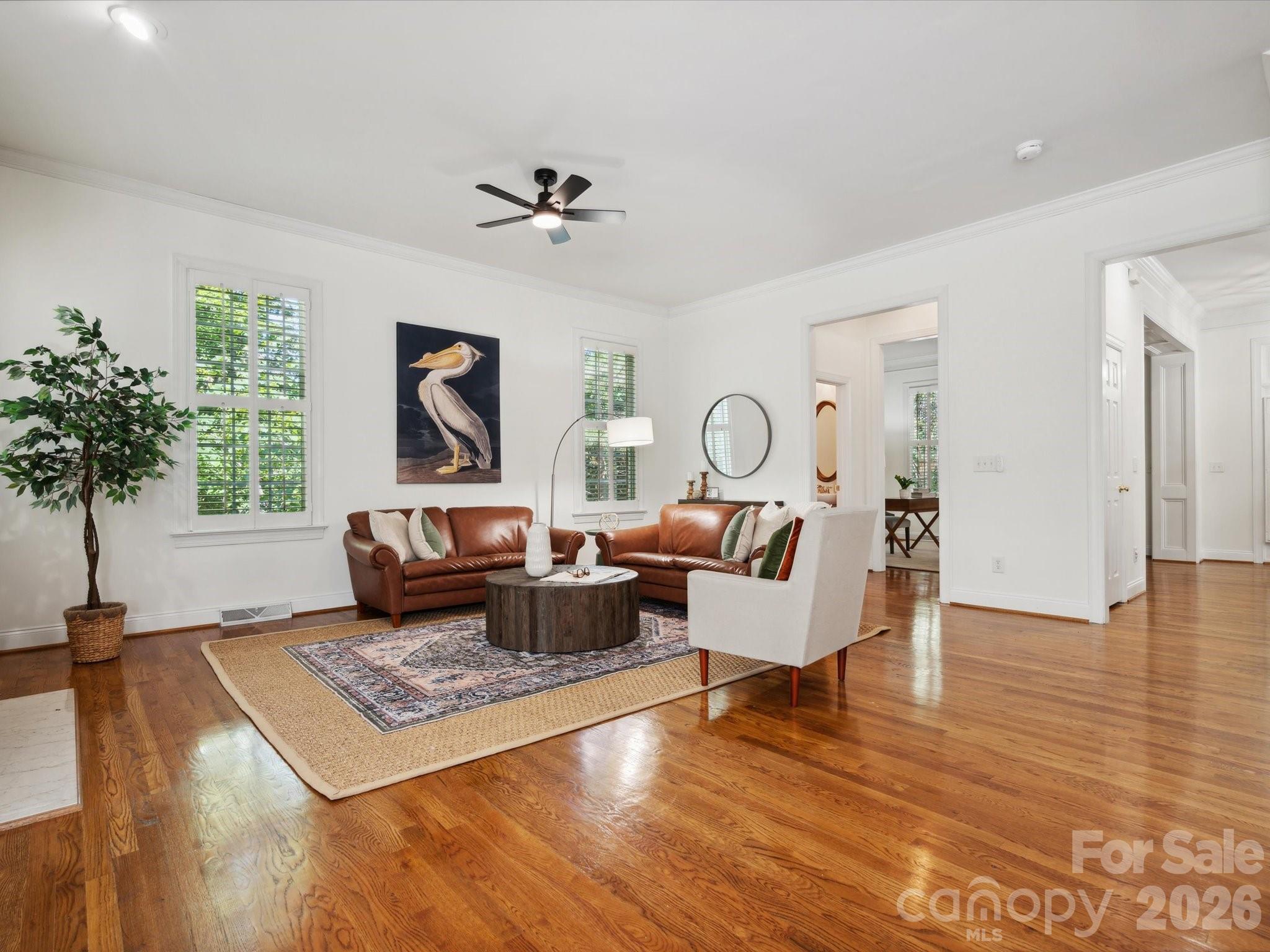 927 Dericks Crossing