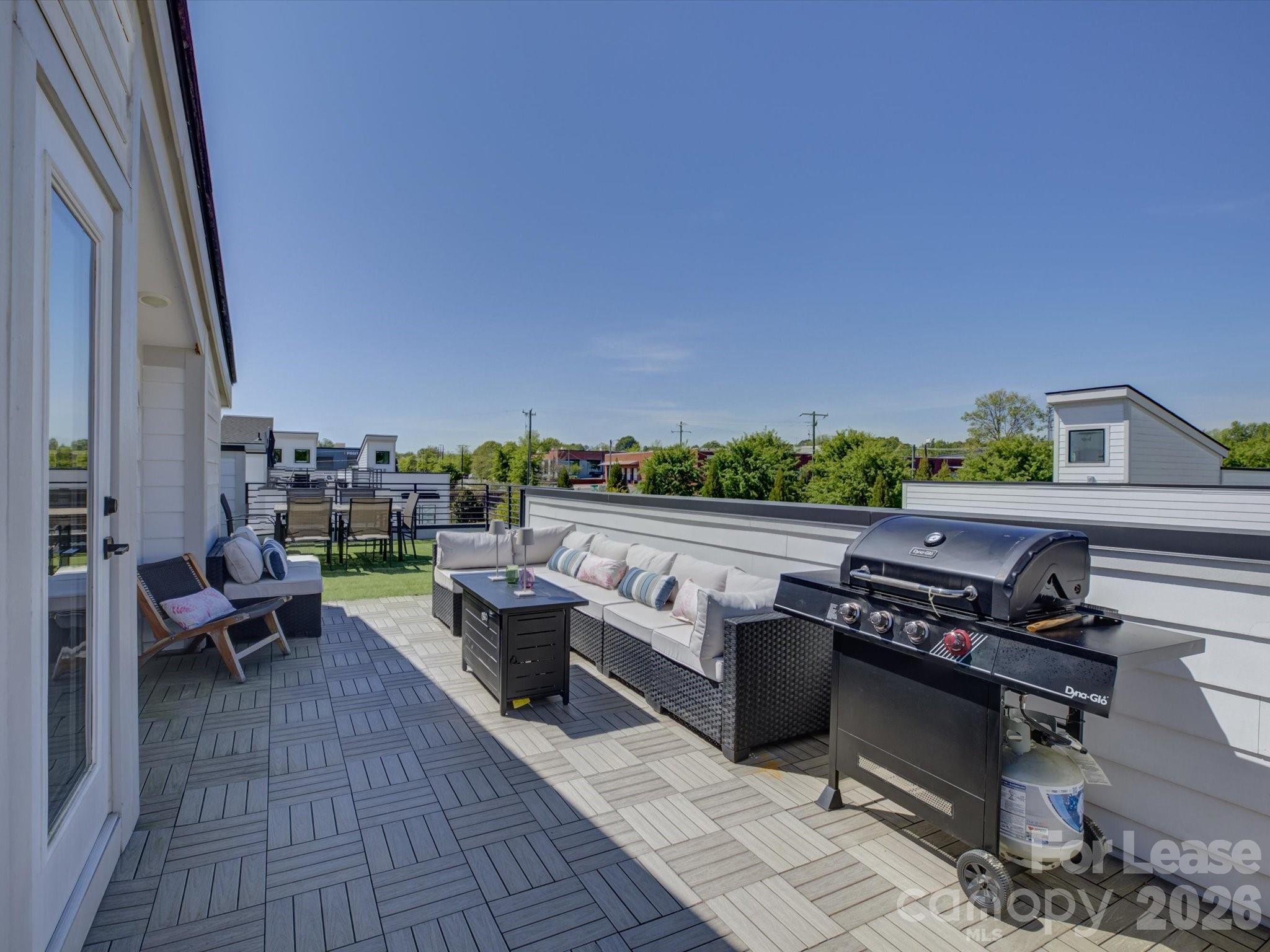 1007 Wesley Terrace Avenue