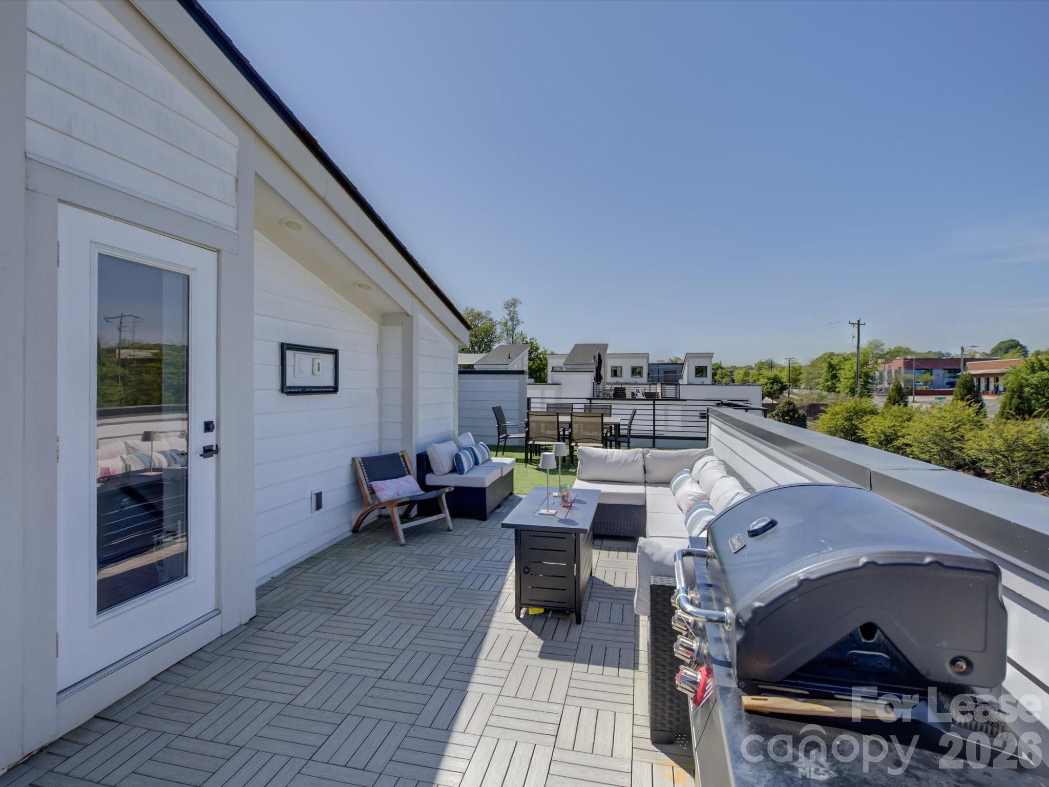 1007 Wesley Terrace Avenue