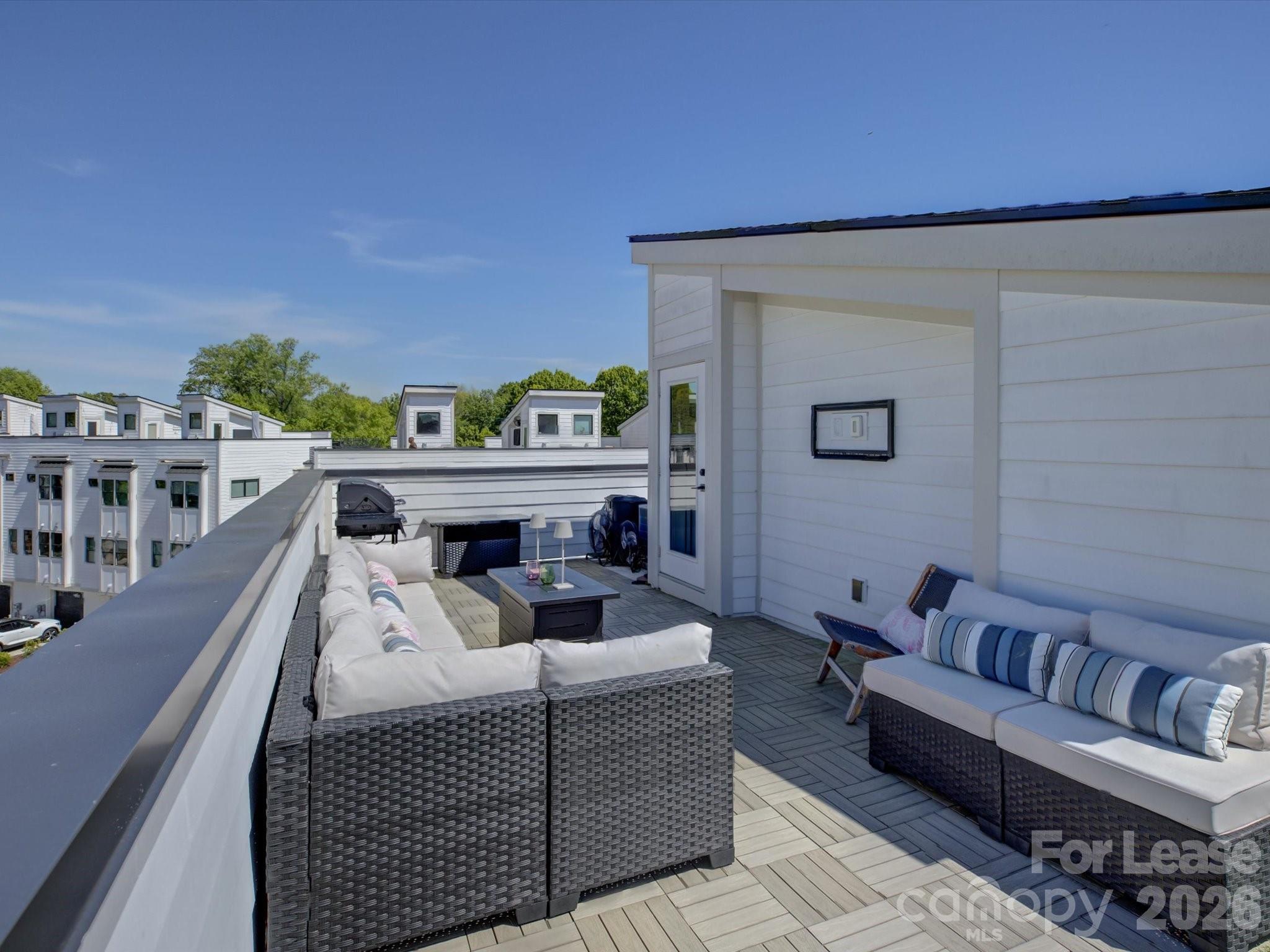 1007 Wesley Terrace Avenue