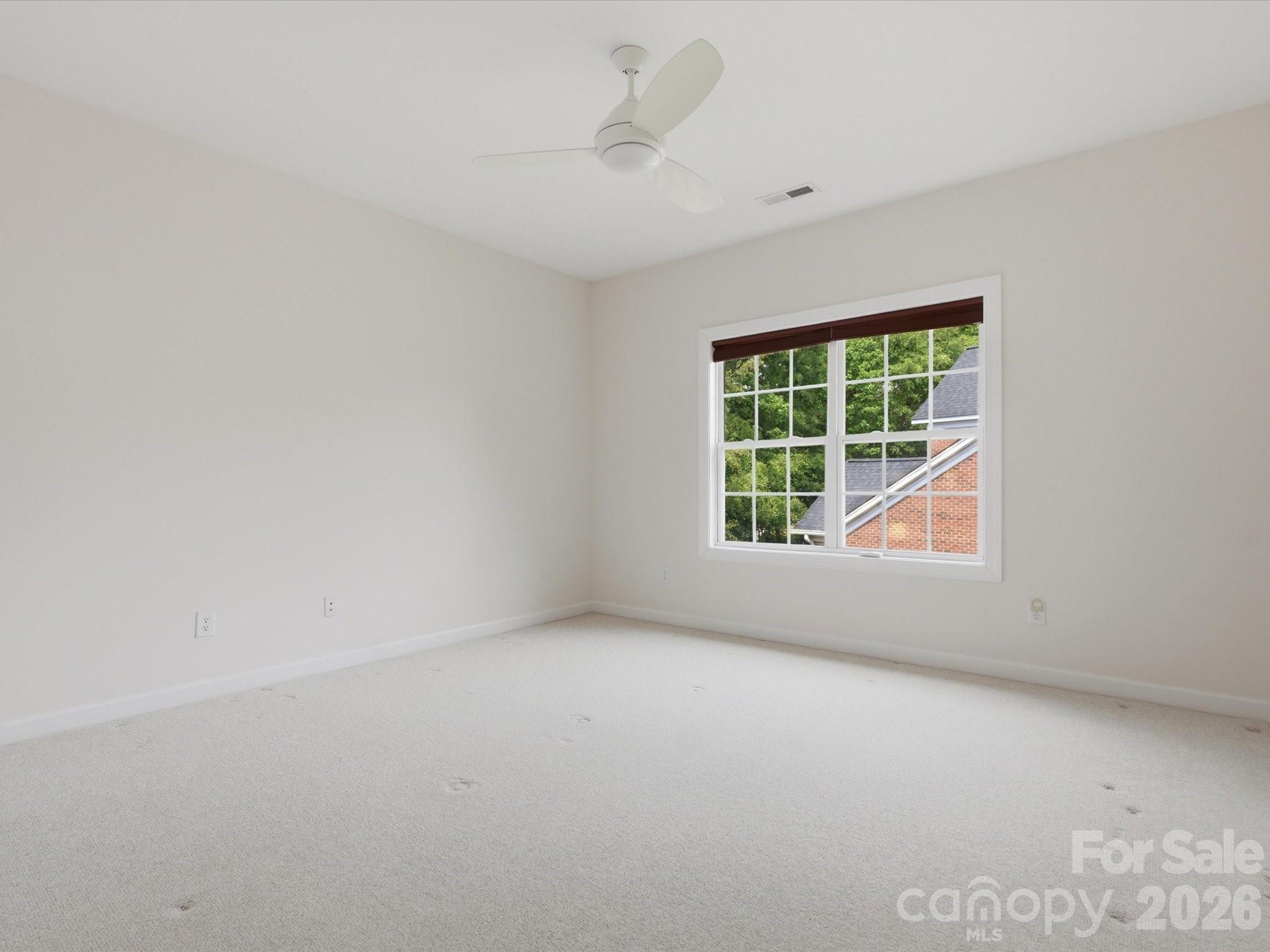 120 Lachlan Drive