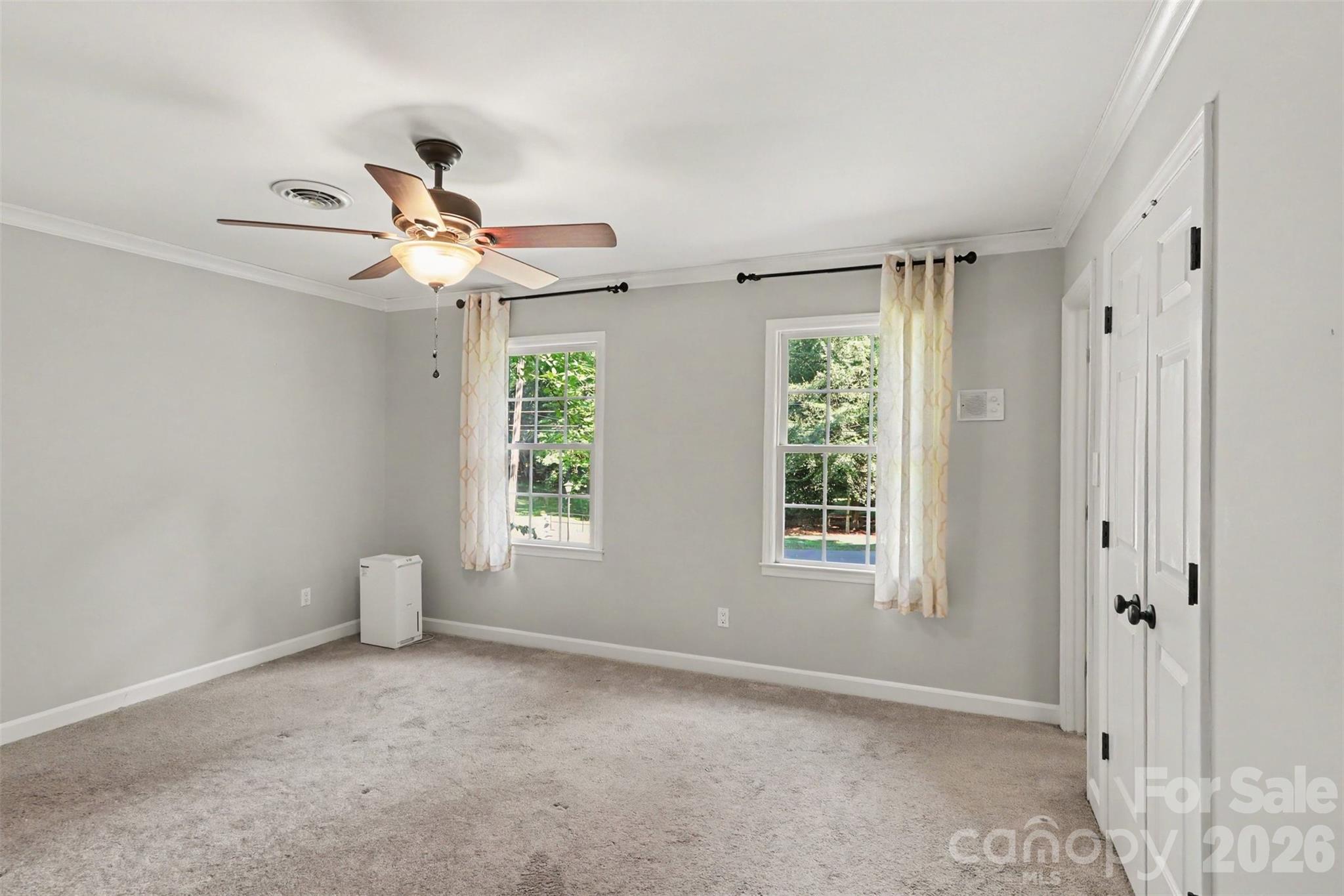 5812 Camelot Drive