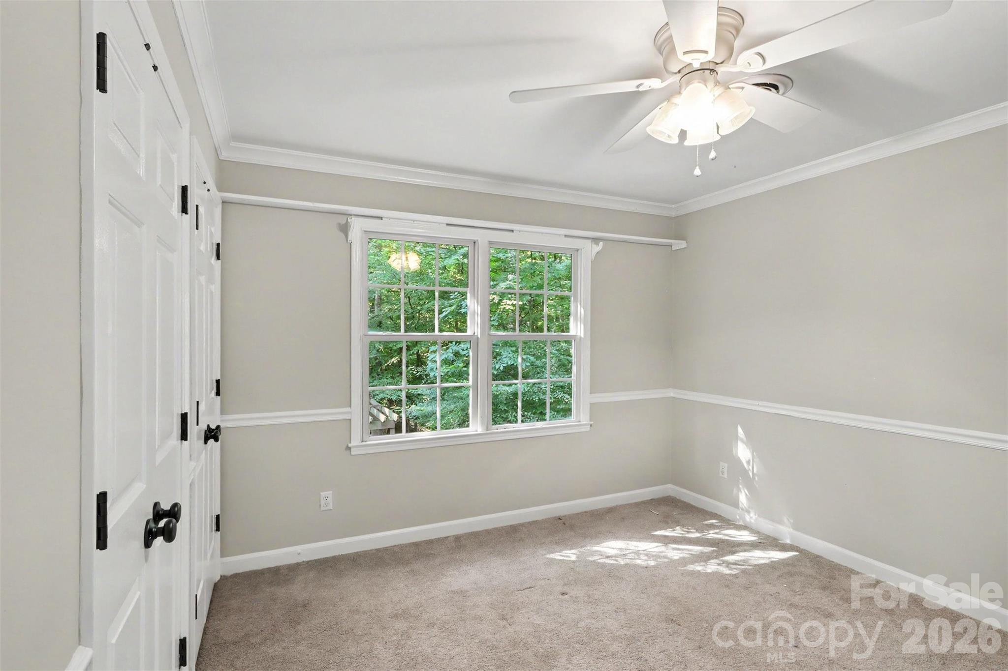 5812 Camelot Drive
