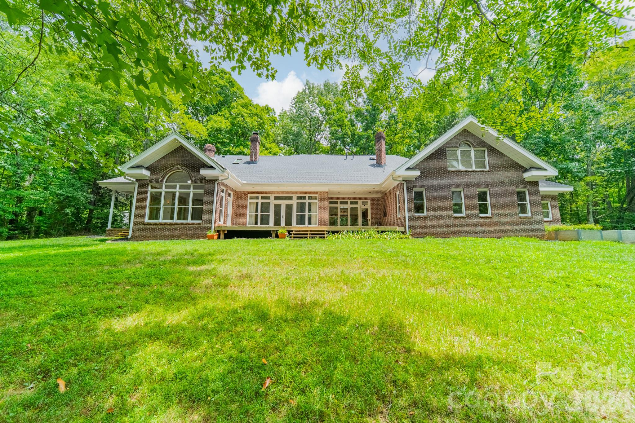 253 Highway 161 N