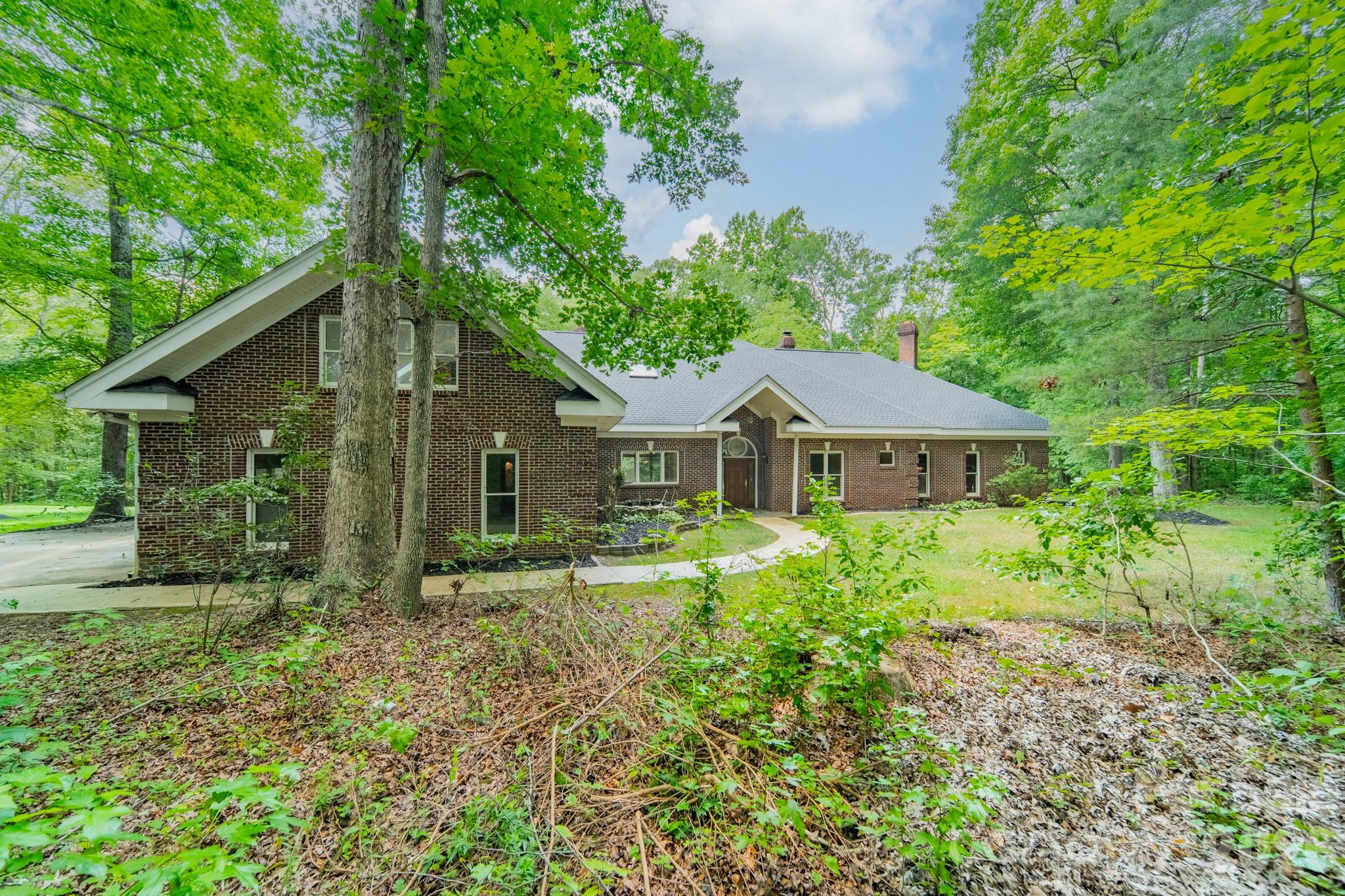 253 Highway 161 N