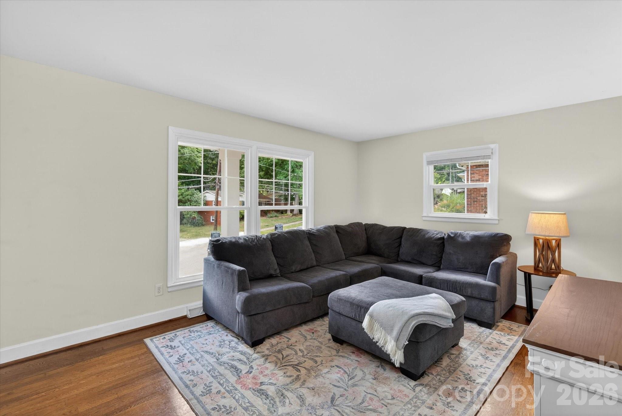 6912 Woodstock Drive