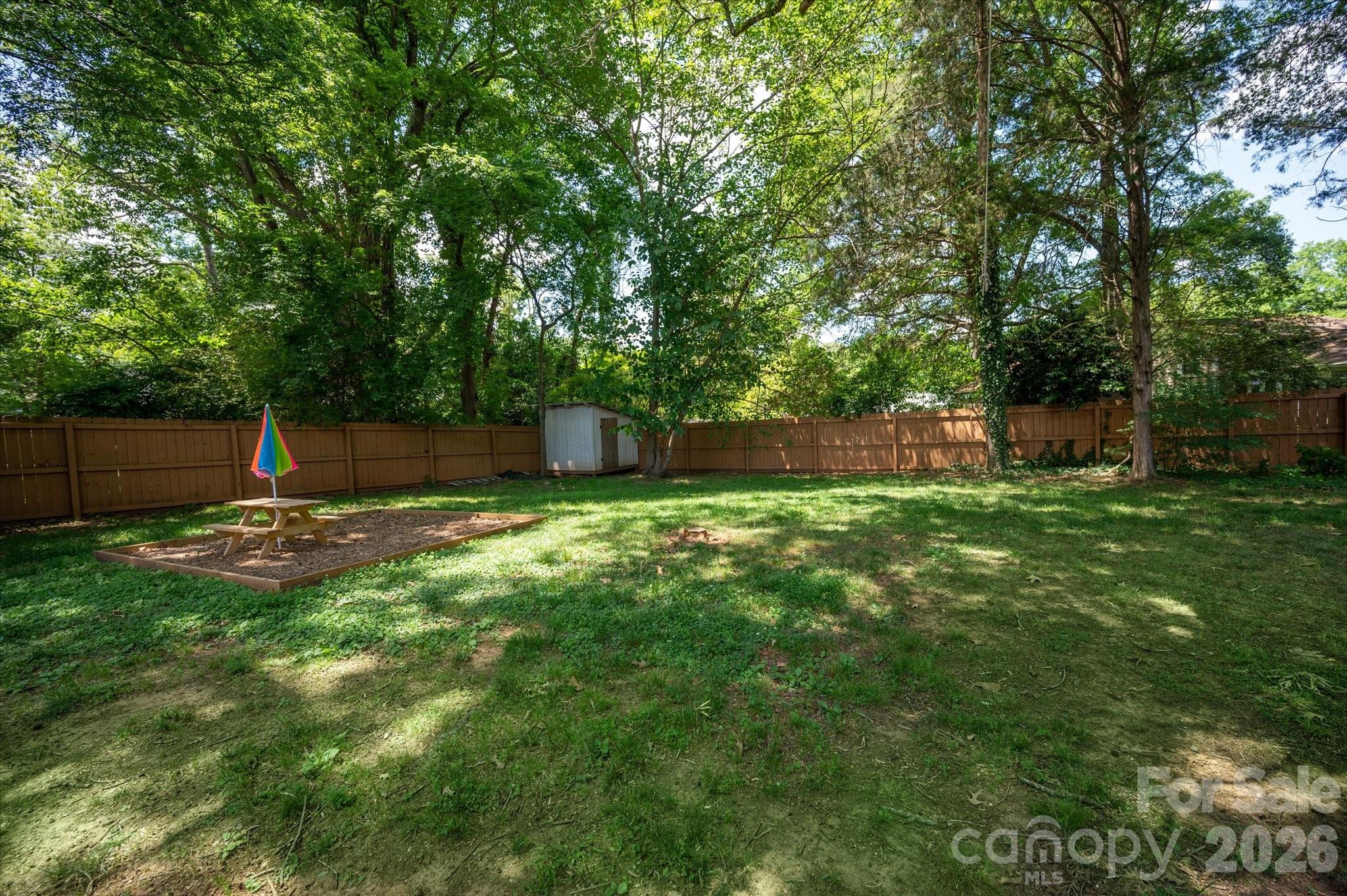 6912 Woodstock Drive