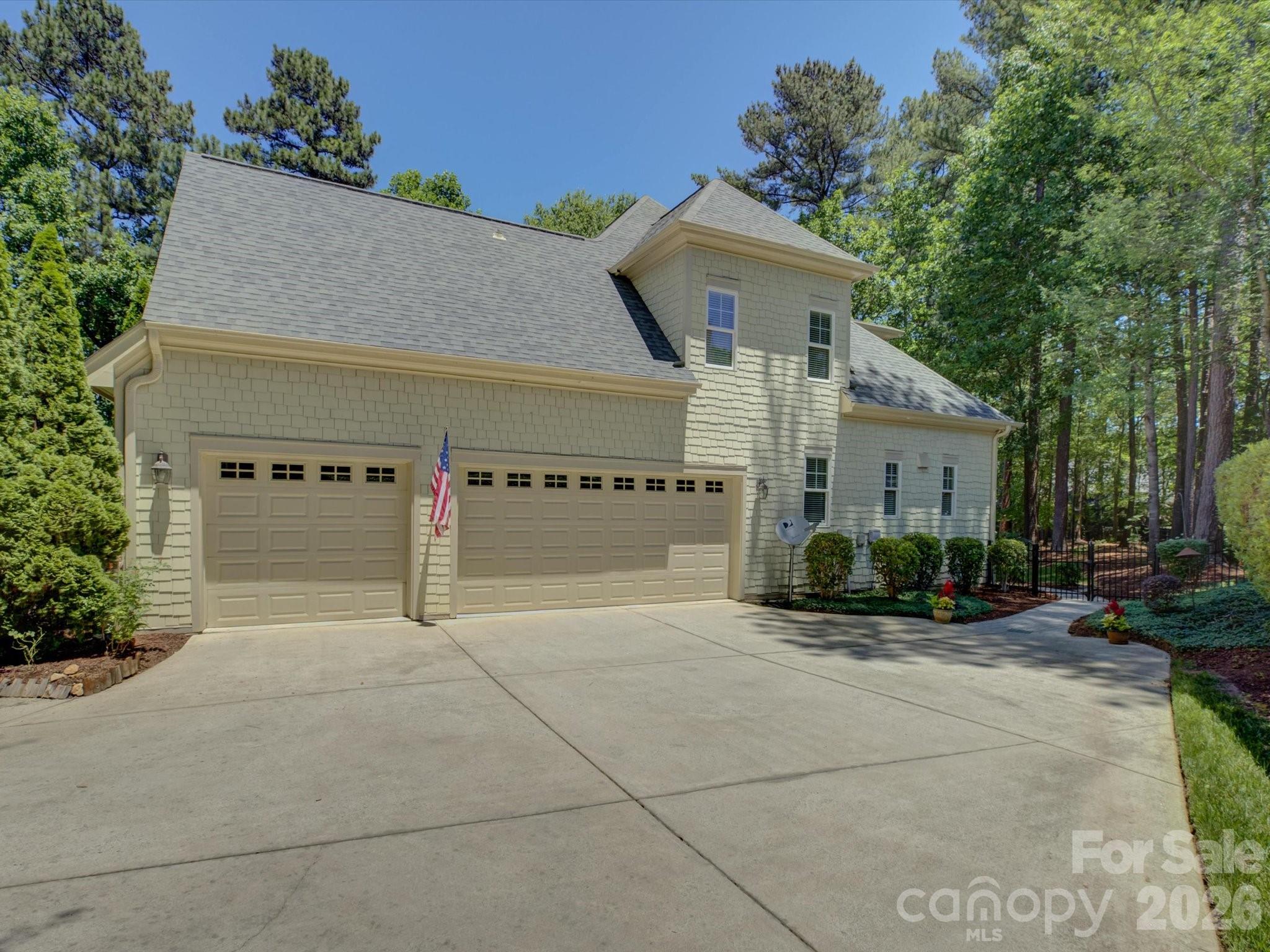 3912 Lake Spring Cove Court
