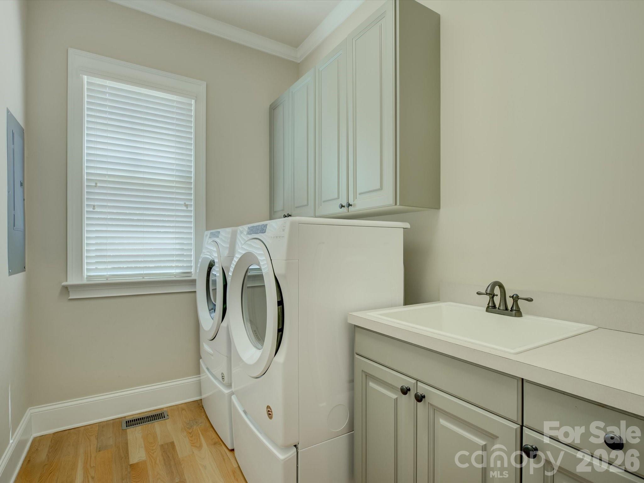 3912 Lake Spring Cove Court