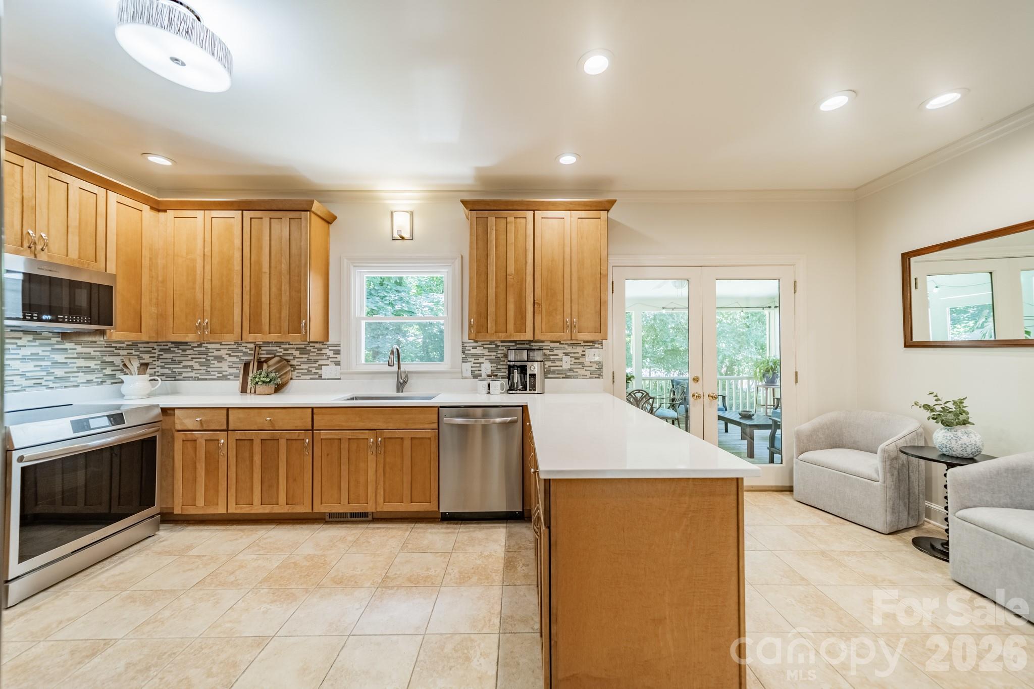506 Abbotsford Court
