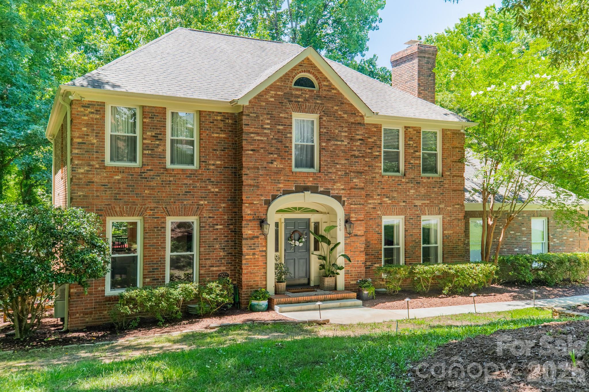 506 Abbotsford Court