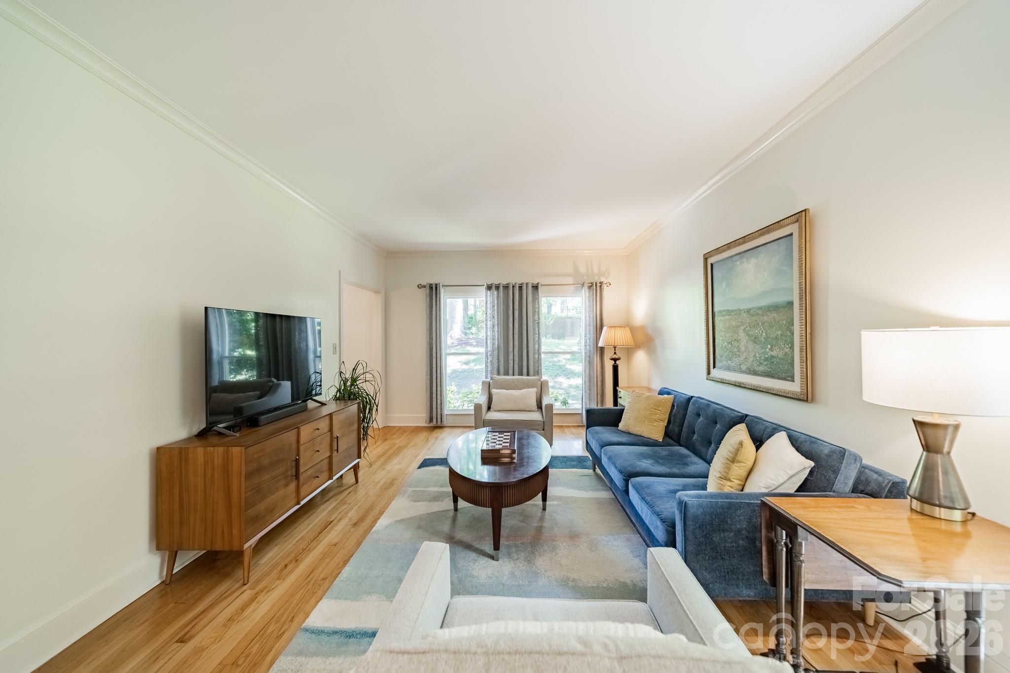506 Abbotsford Court