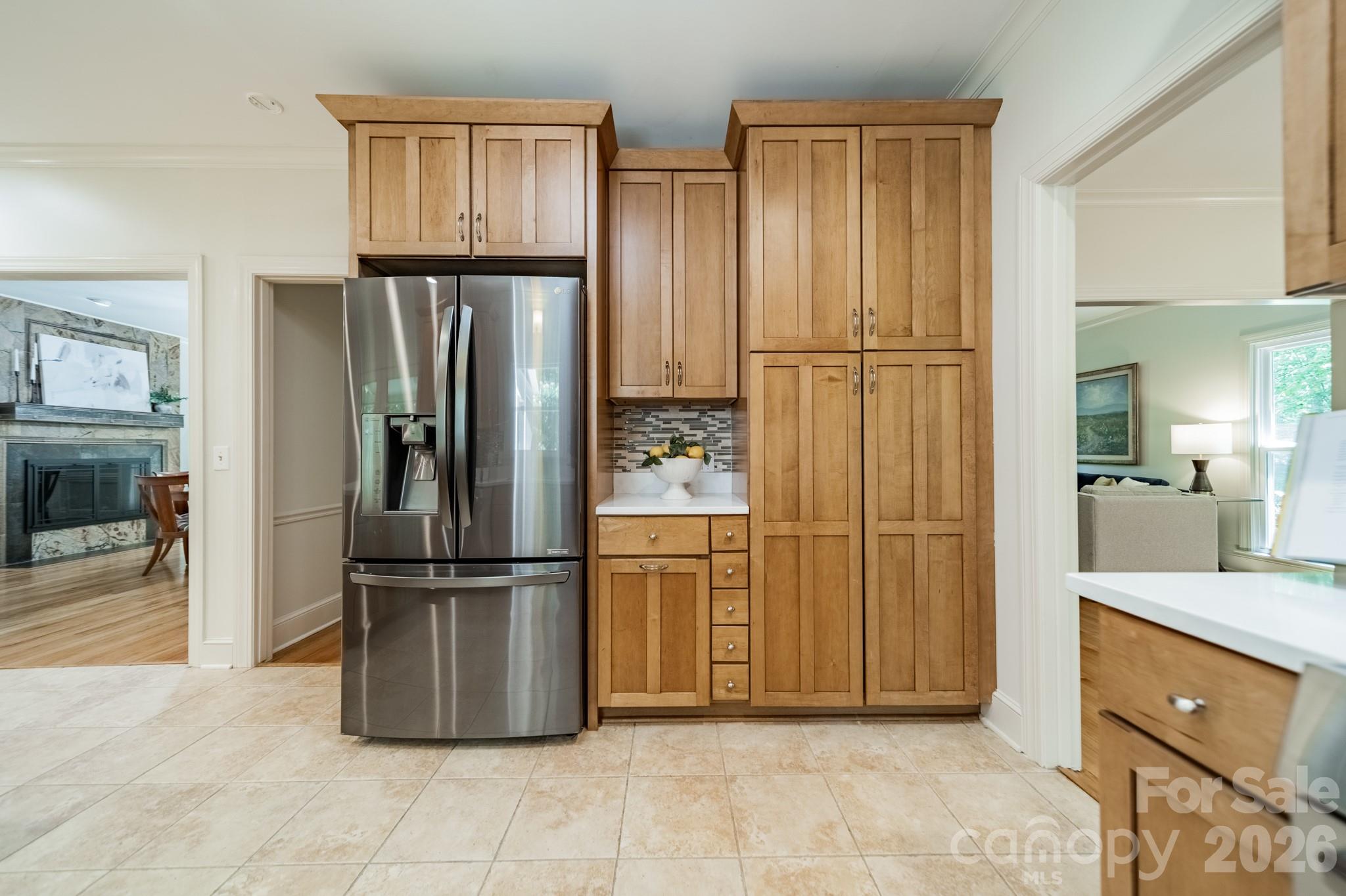 506 Abbotsford Court