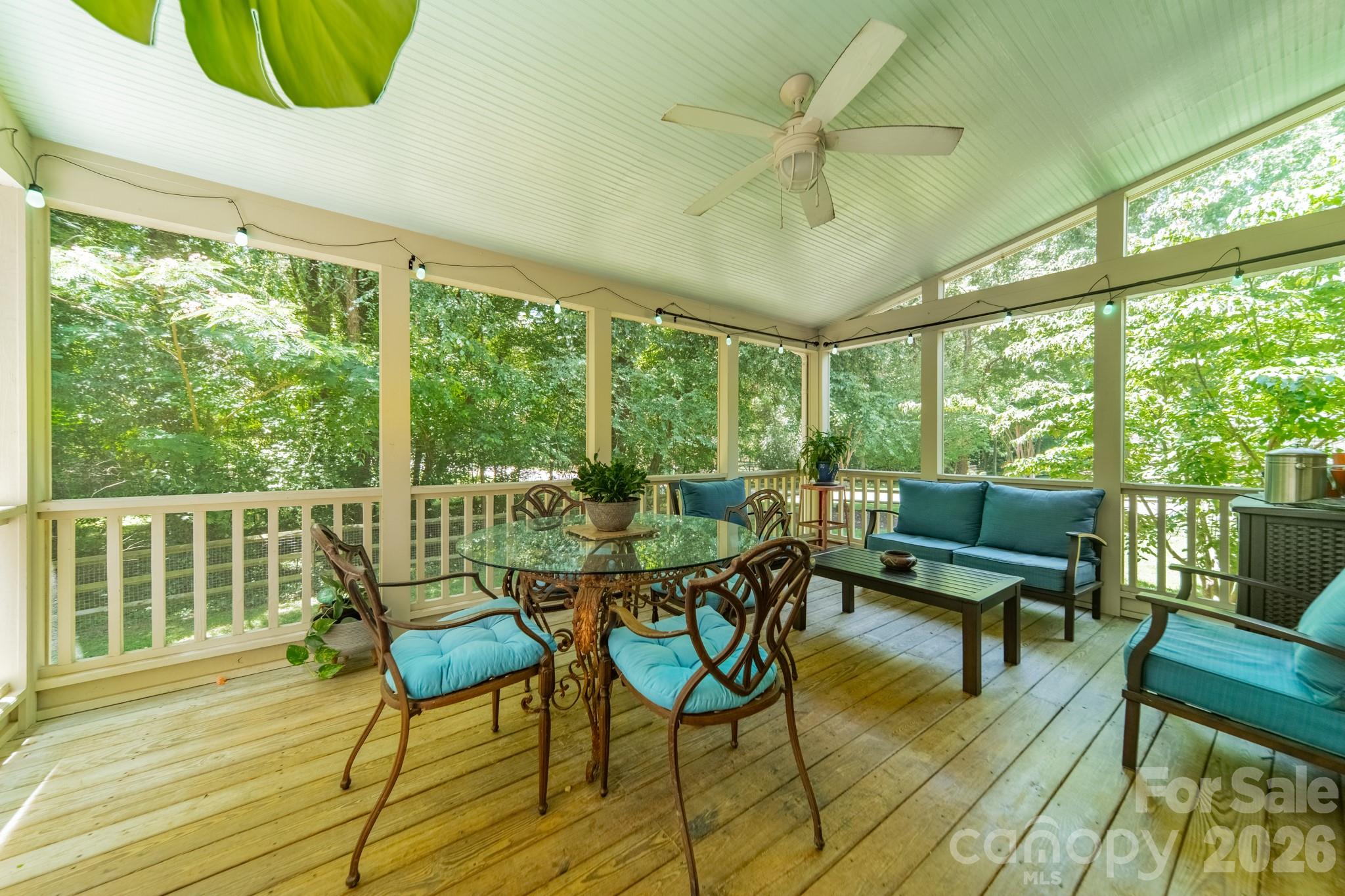 506 Abbotsford Court