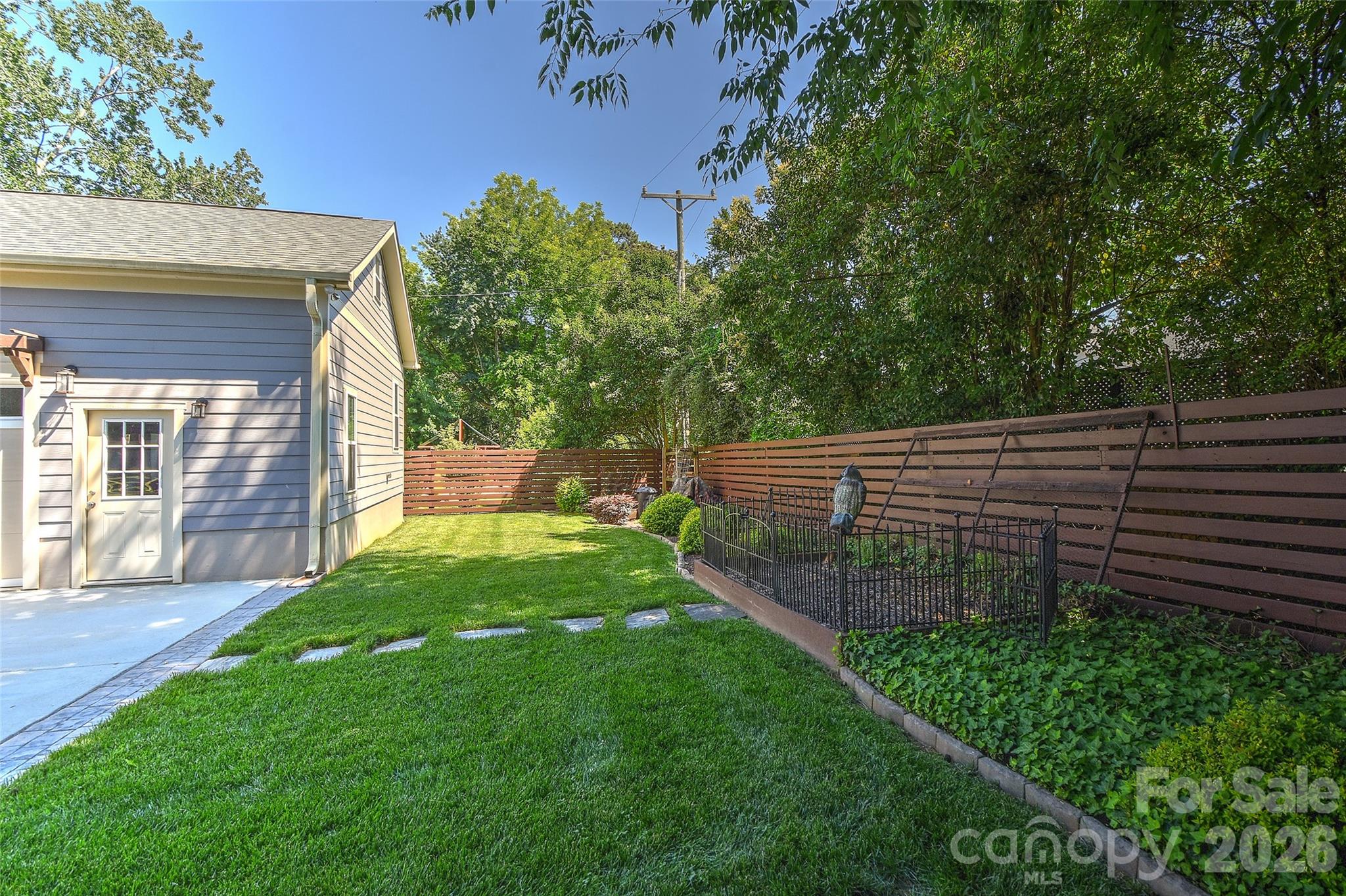 400 Marsh Road