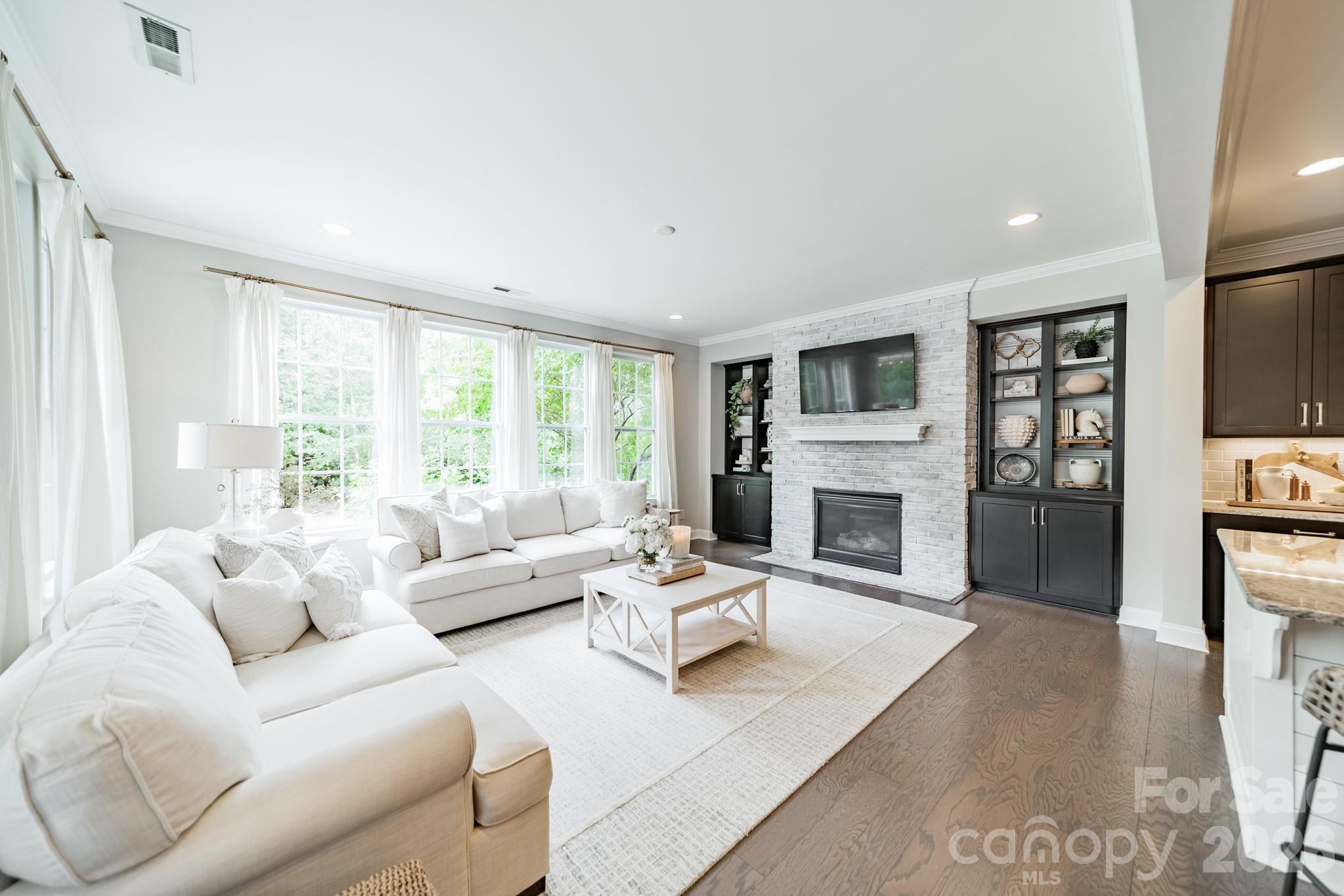 205 Somerled Way
