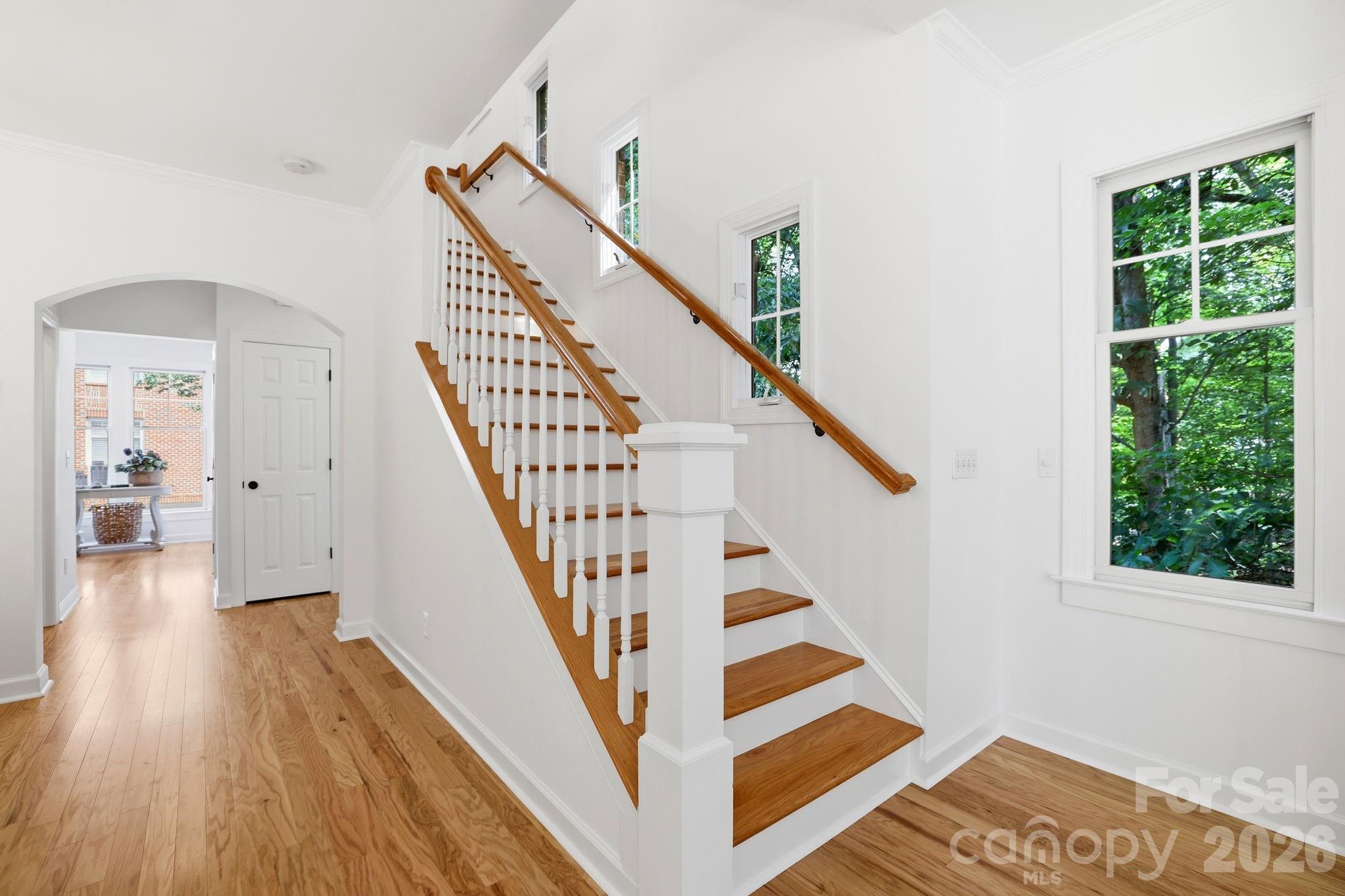 4703 S Hill View Drive