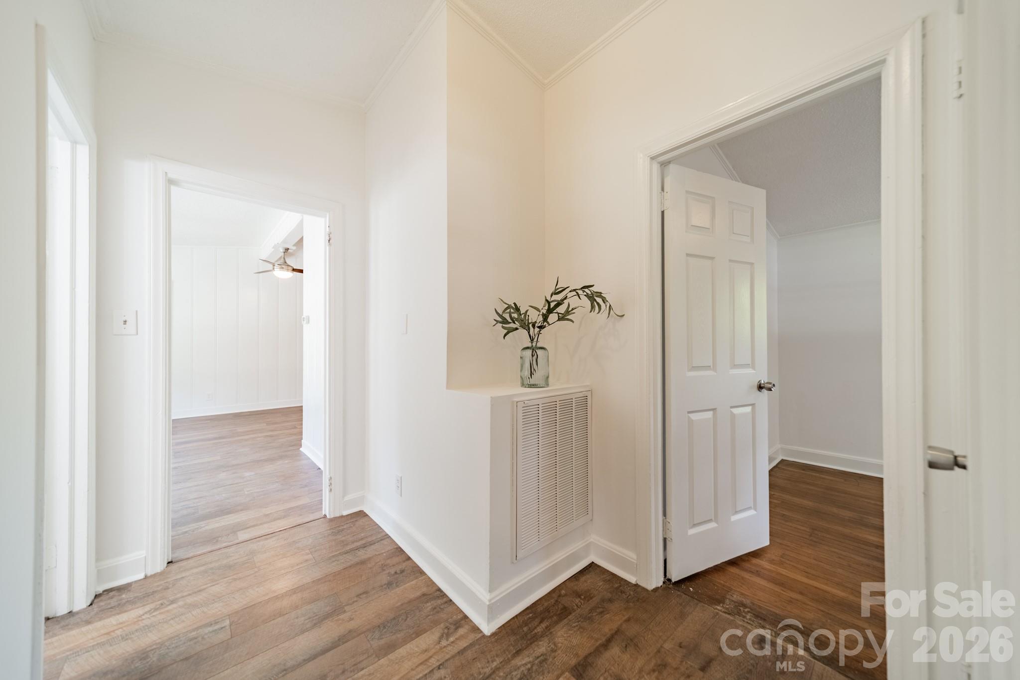 109 W Leroy Street