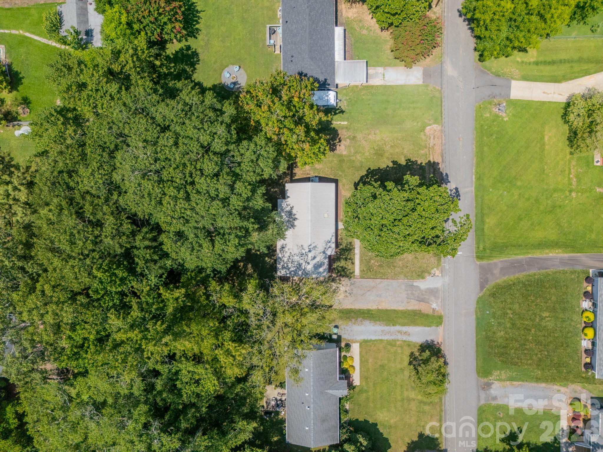 109 W Leroy Street