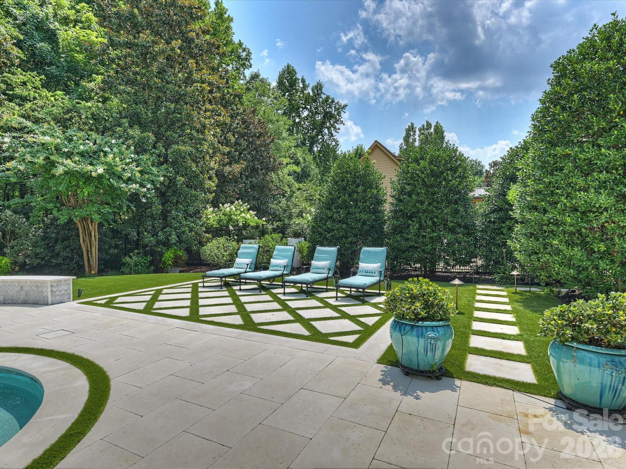 9146 Heydon Hall Circle