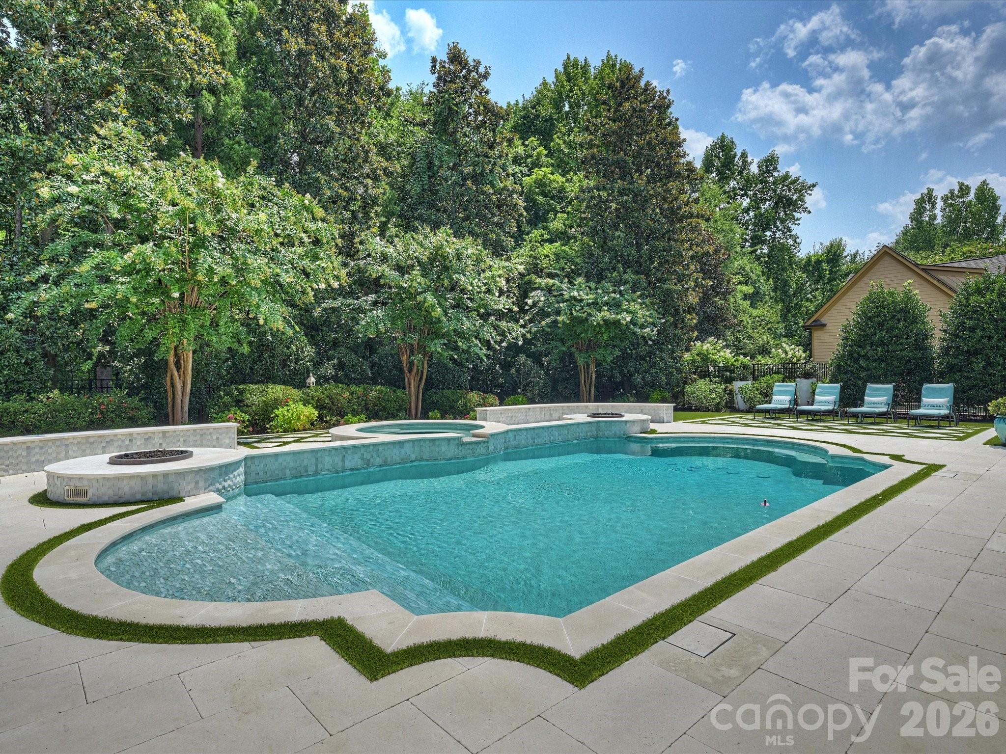 9146 Heydon Hall Circle