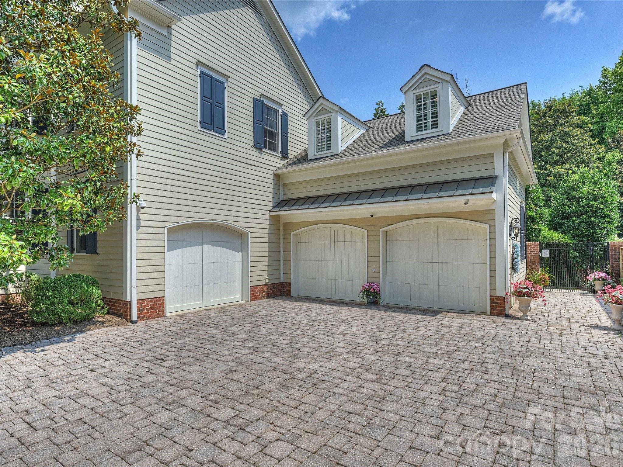 9146 Heydon Hall Circle