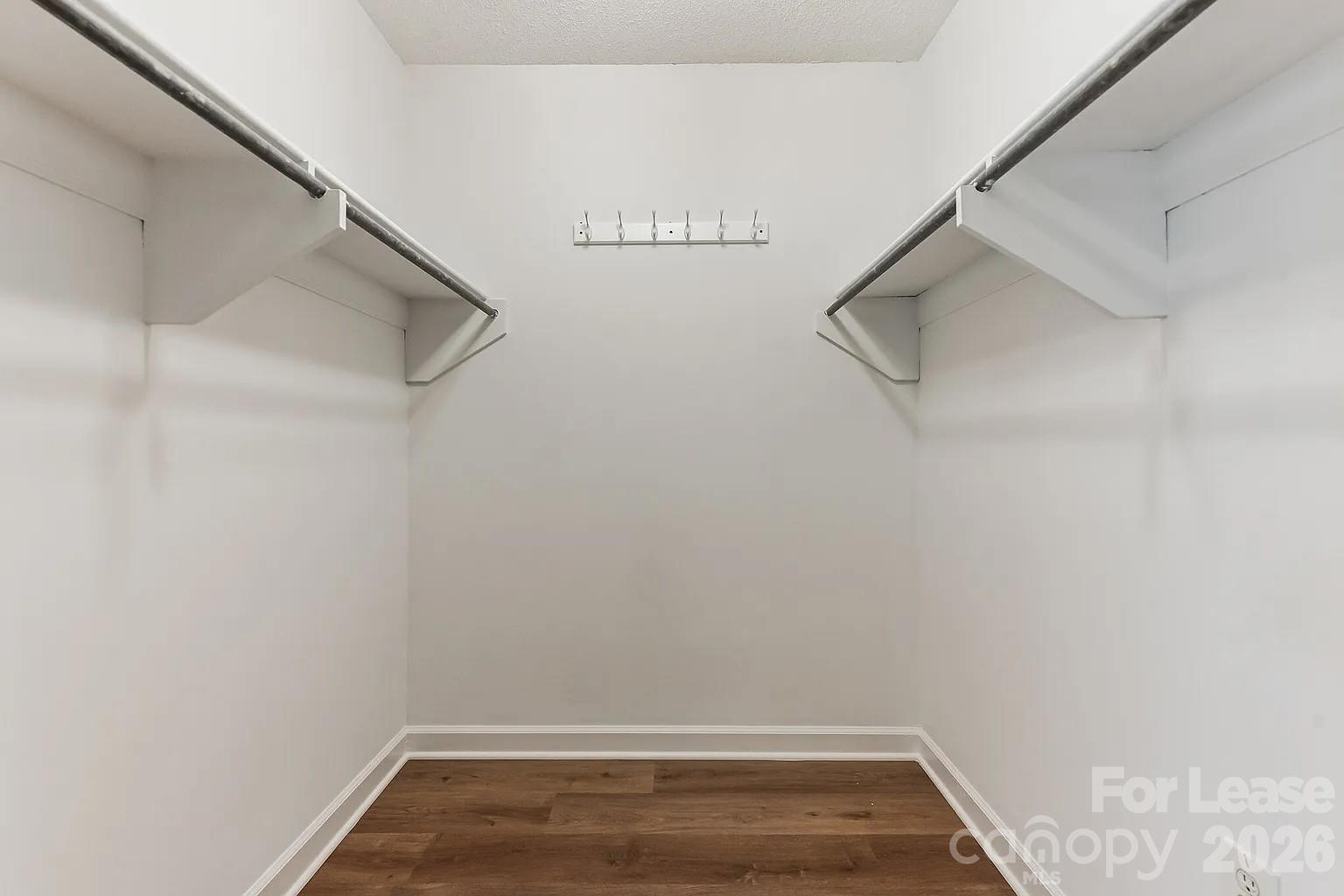 2801 Valencia Terrace