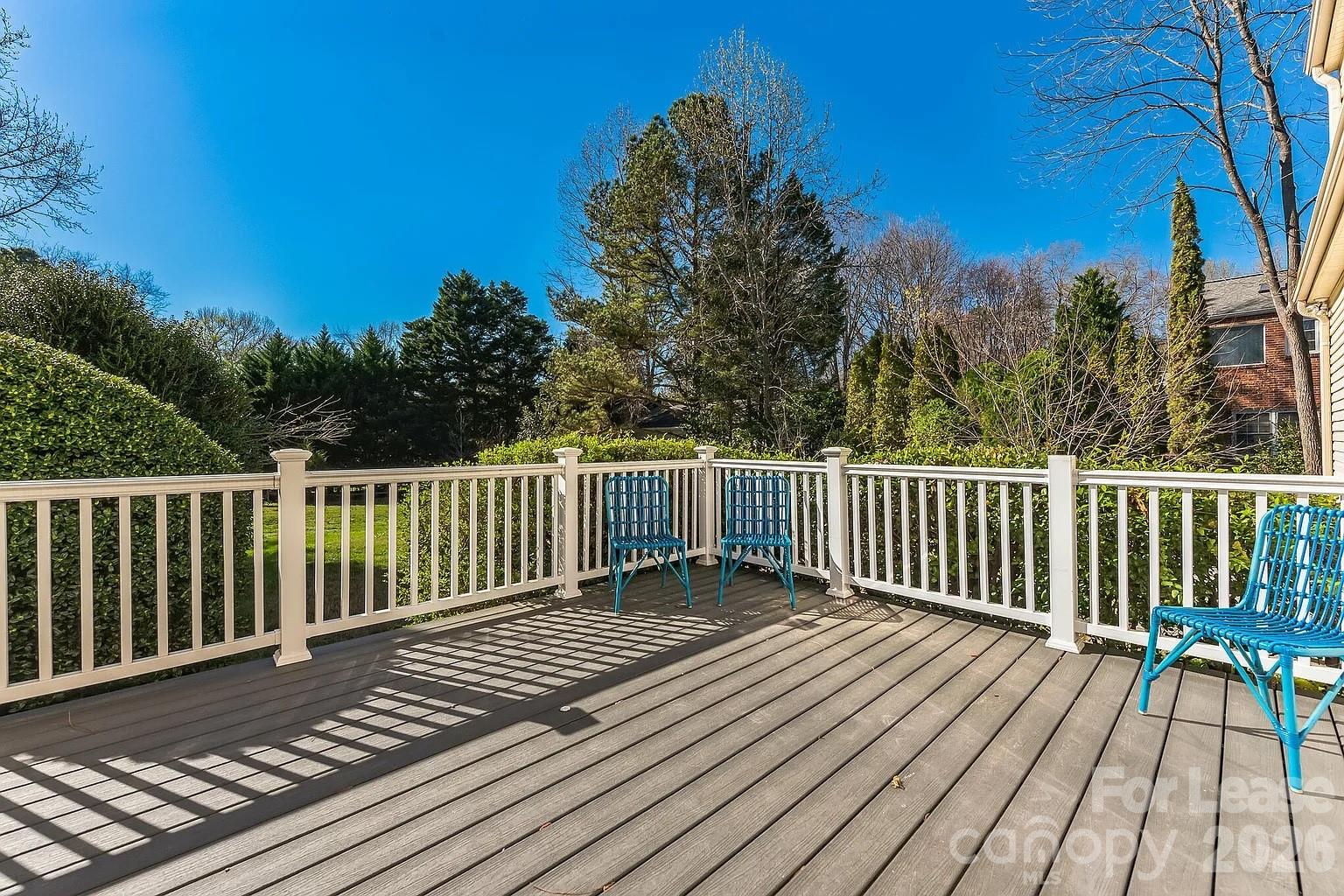 2801 Valencia Terrace