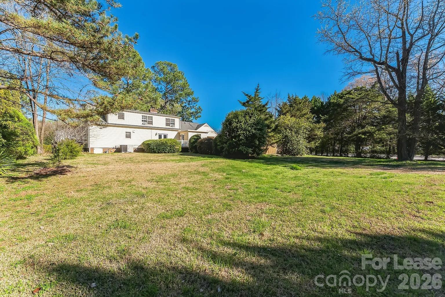 2801 Valencia Terrace