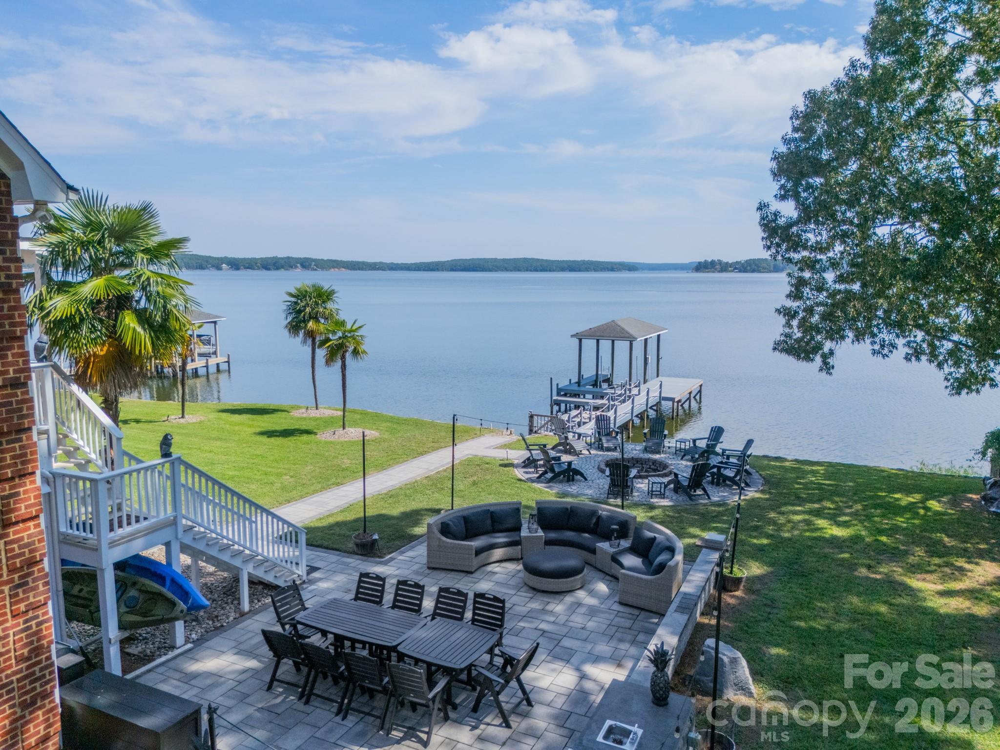 2370 Anns Loop
