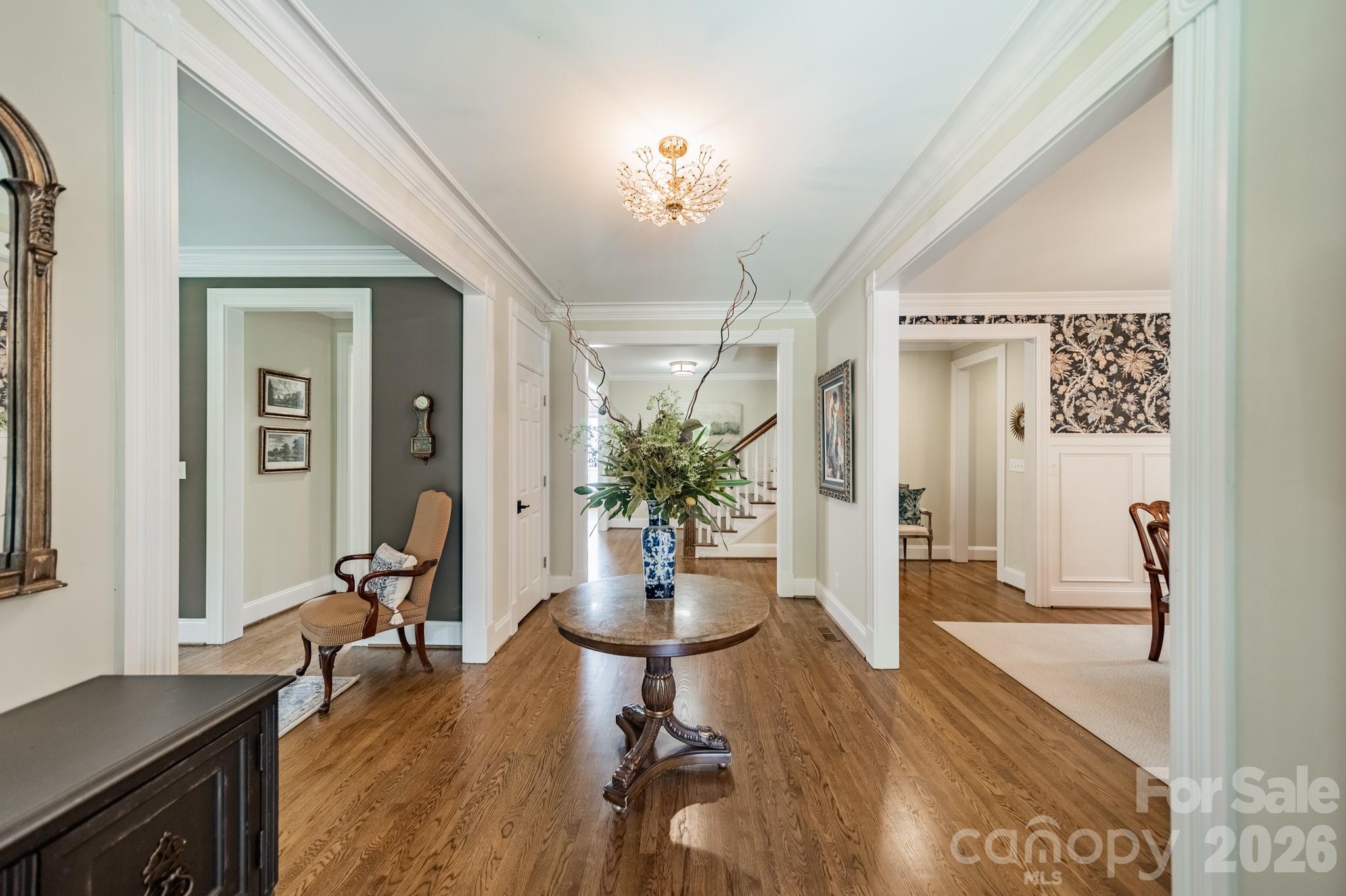 2370 Anns Loop