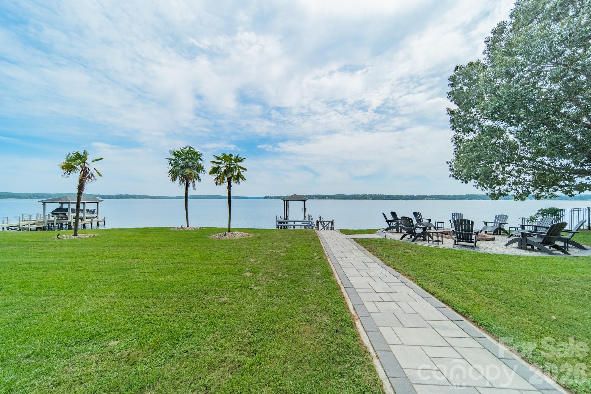 2370 Anns Loop
