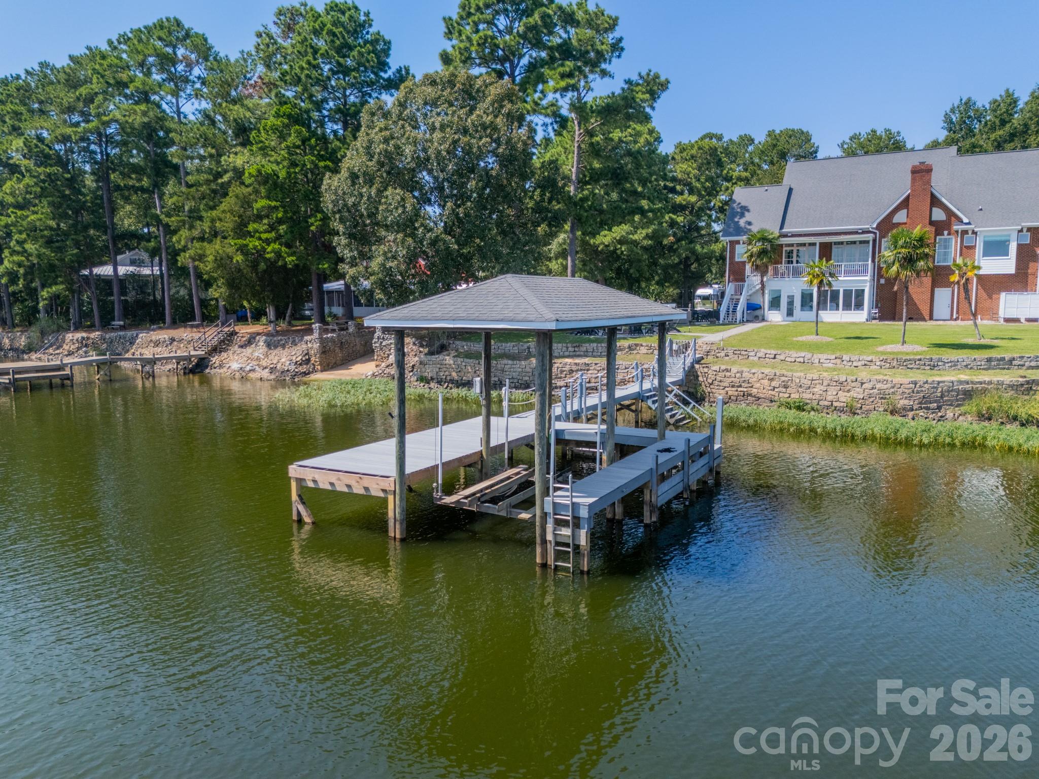 2370 Anns Loop
