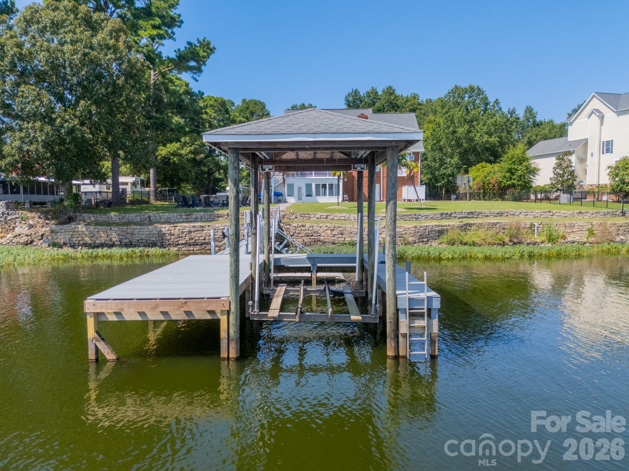 2370 Anns Loop