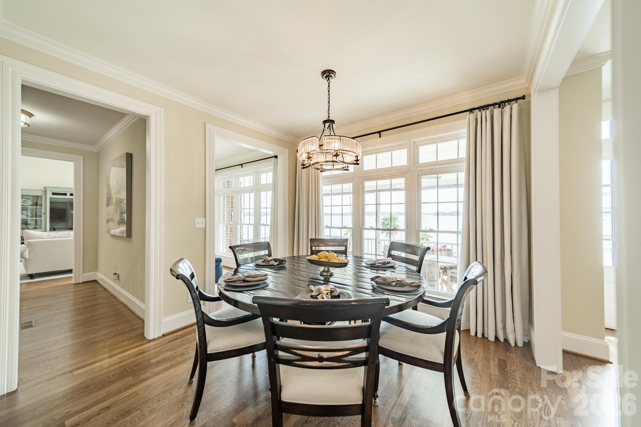 2370 Anns Loop