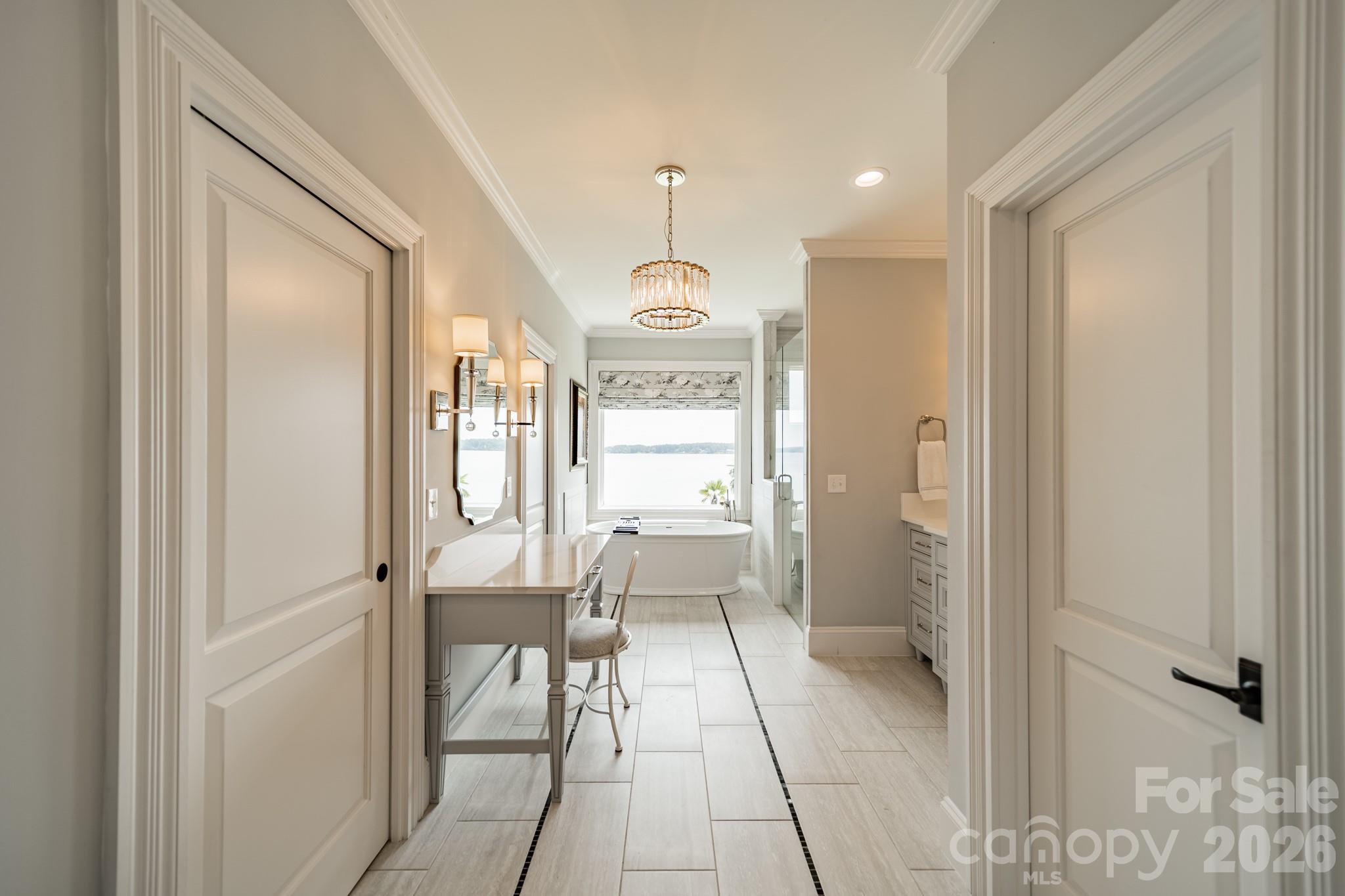 2370 Anns Loop