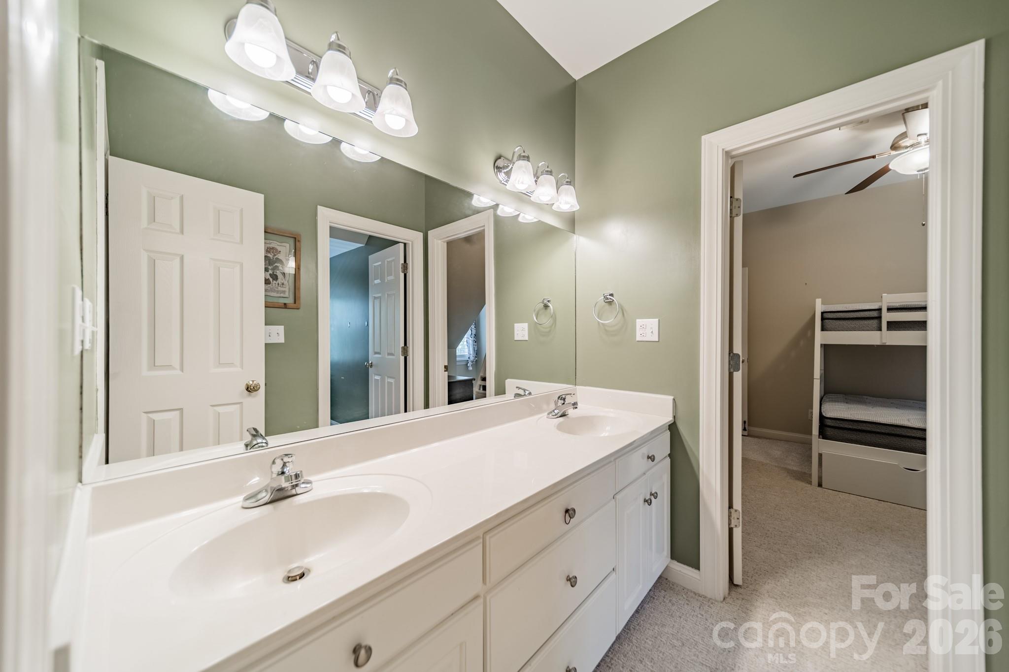 2370 Anns Loop