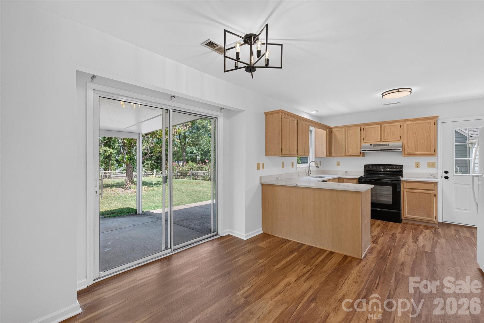 4509 Doves Nest Court
