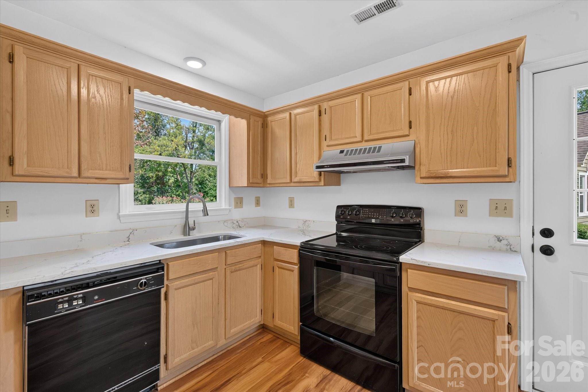 4509 Doves Nest Court
