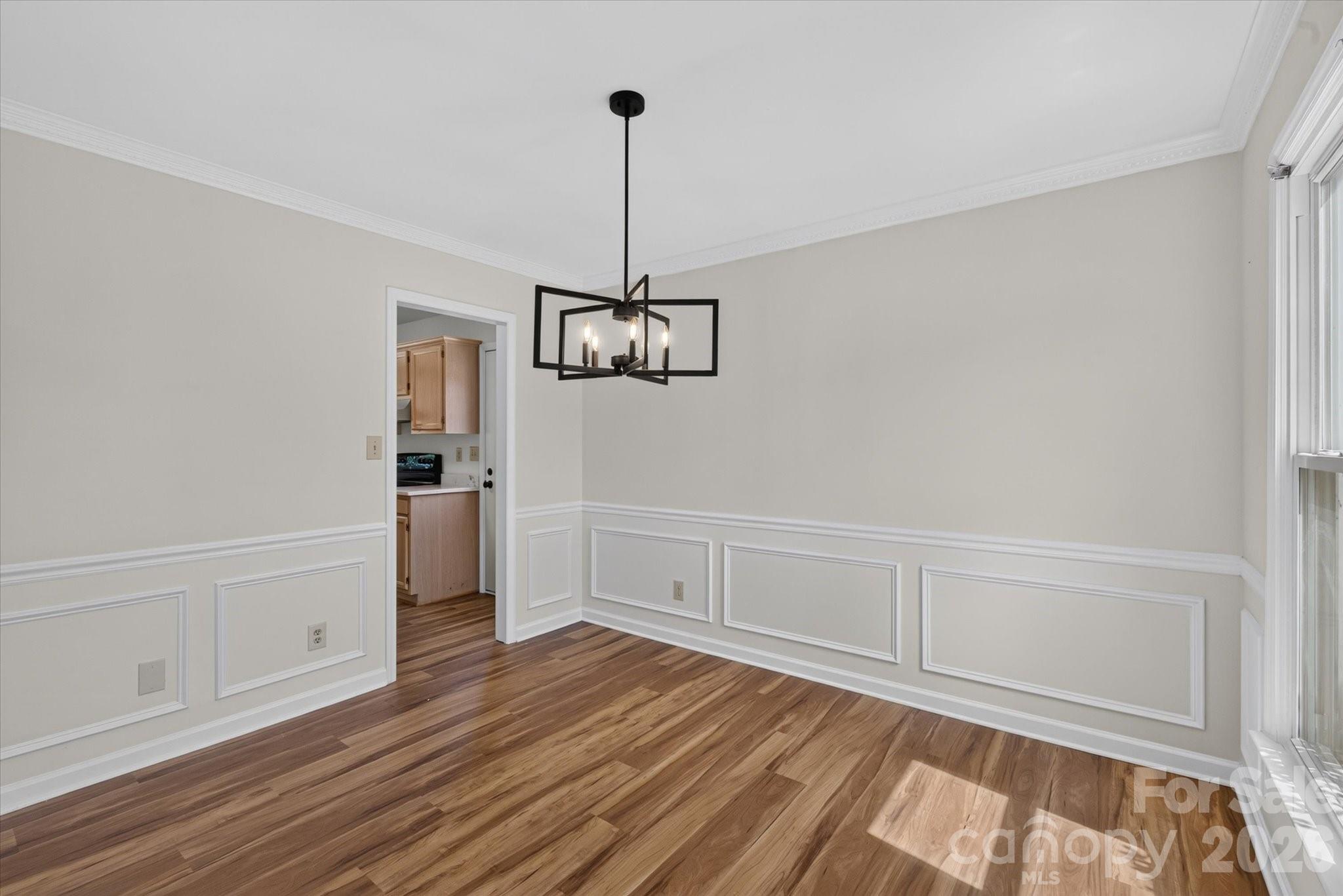 4509 Doves Nest Court