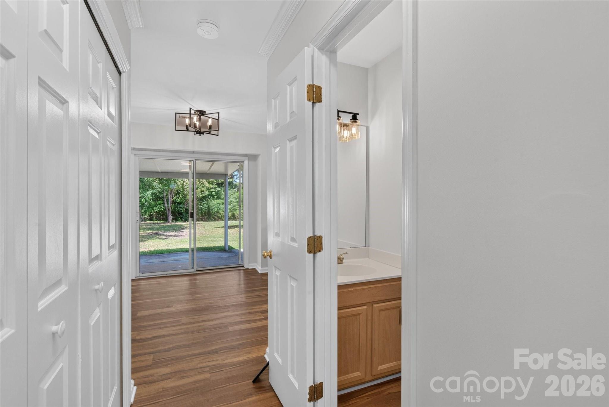 4509 Doves Nest Court