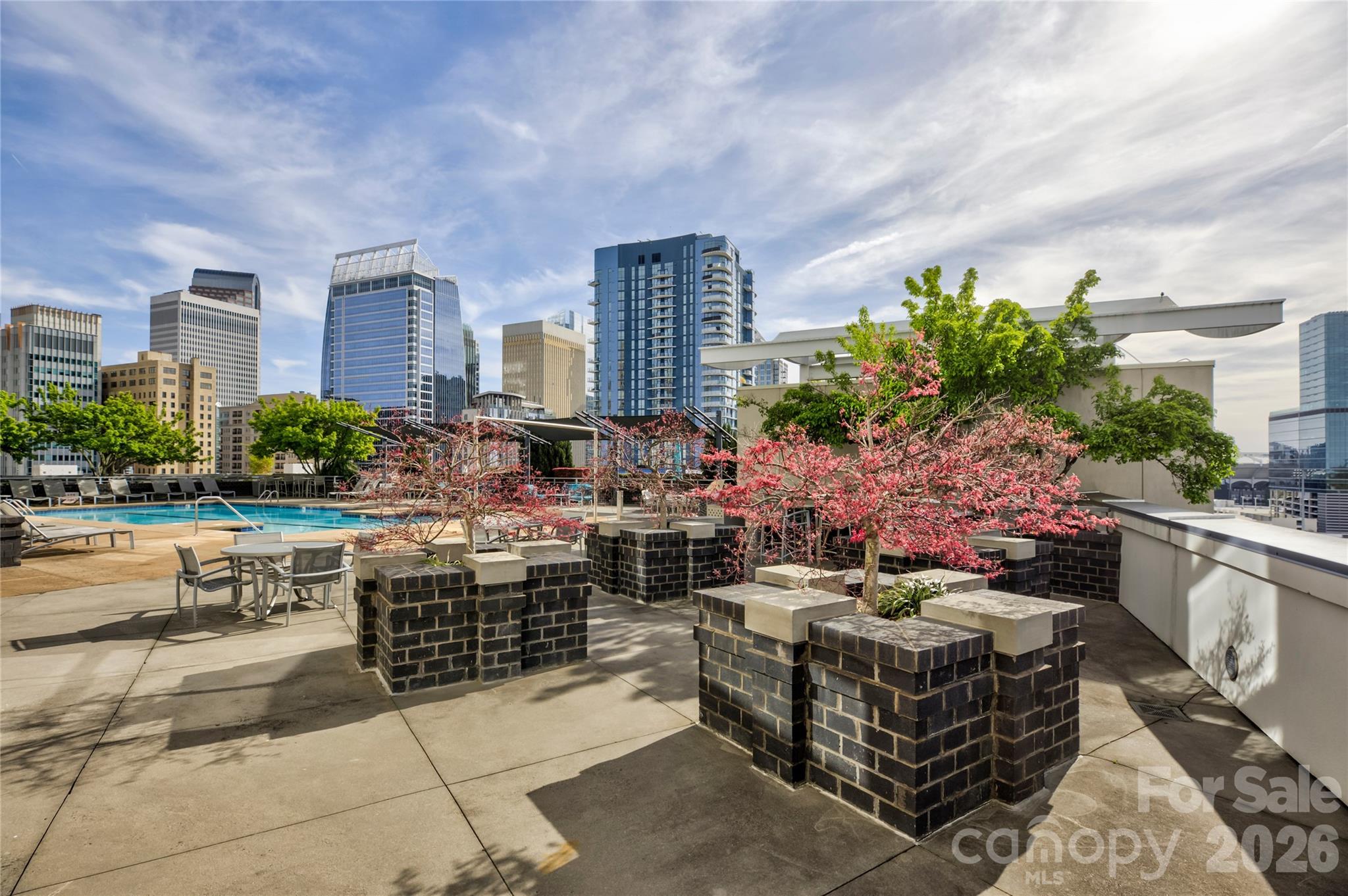 333 W Trade Street Unit: 2005
