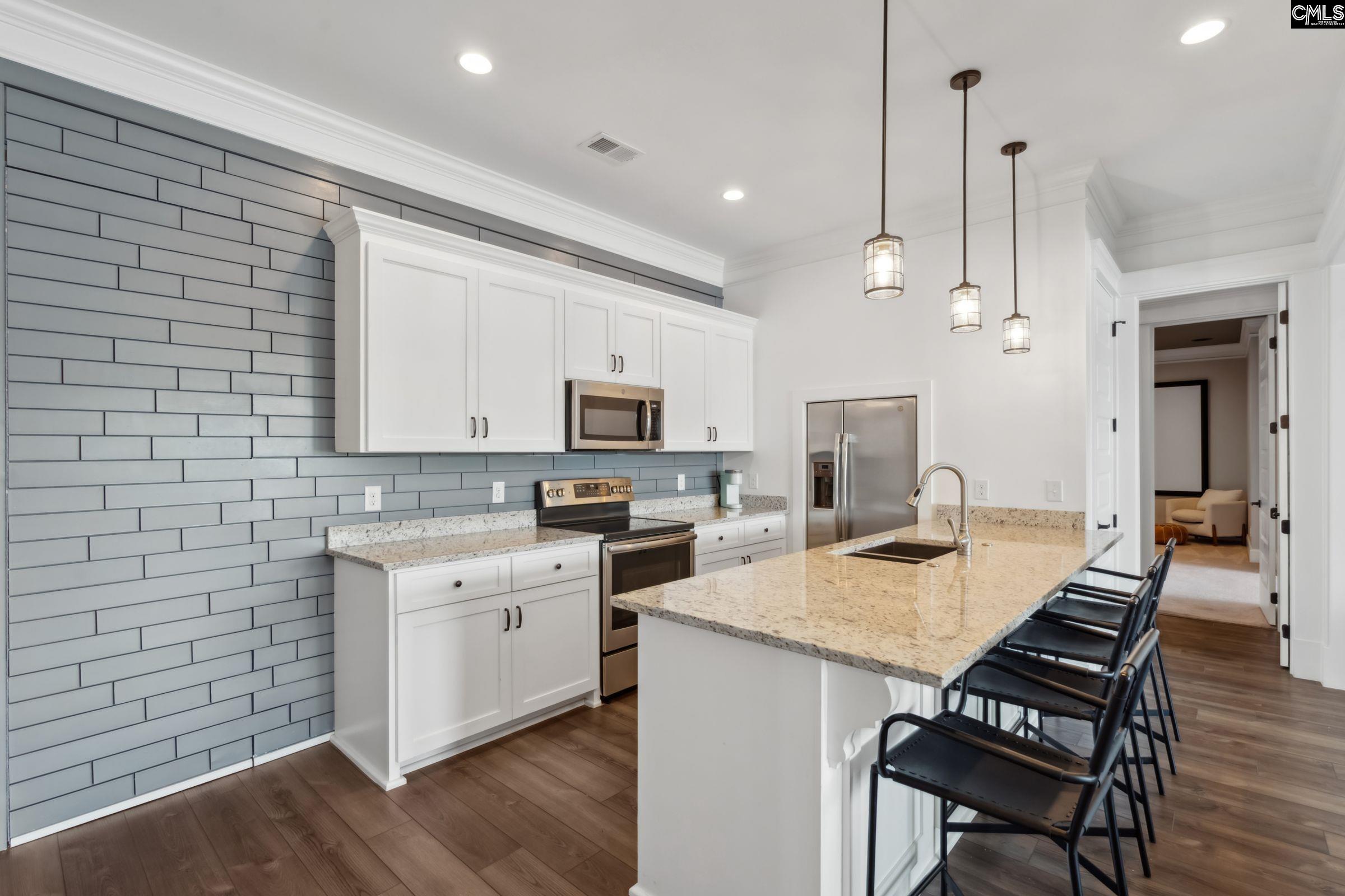 249 Pointe Overlook Drive